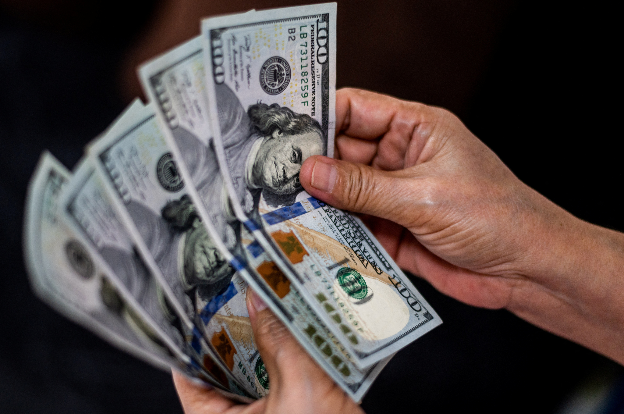 Giới đầu cơ đặt cược đồng USD tiếp tục mất giá - VnEconomy