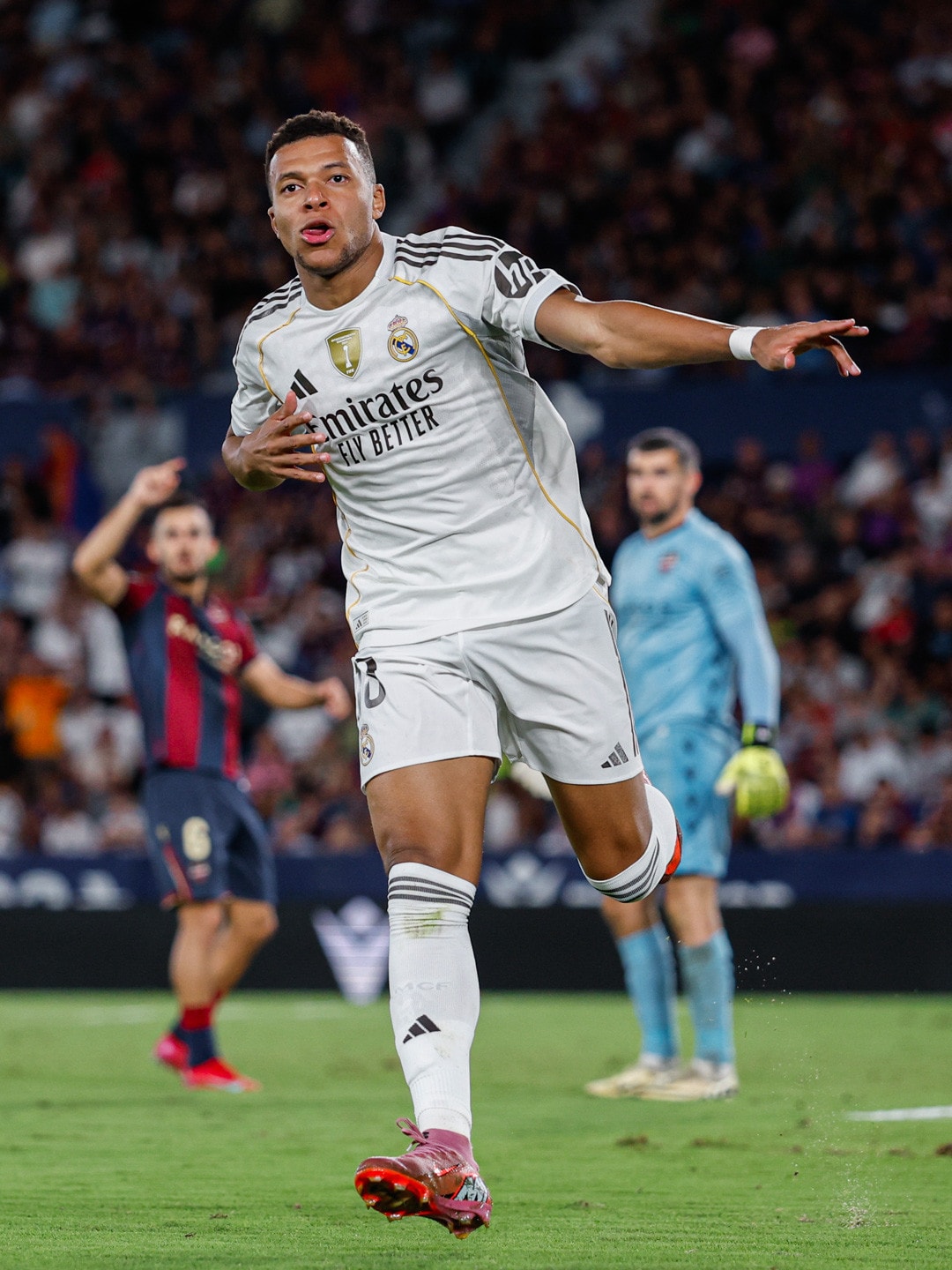 mbappe-real-madrid-107.jpg