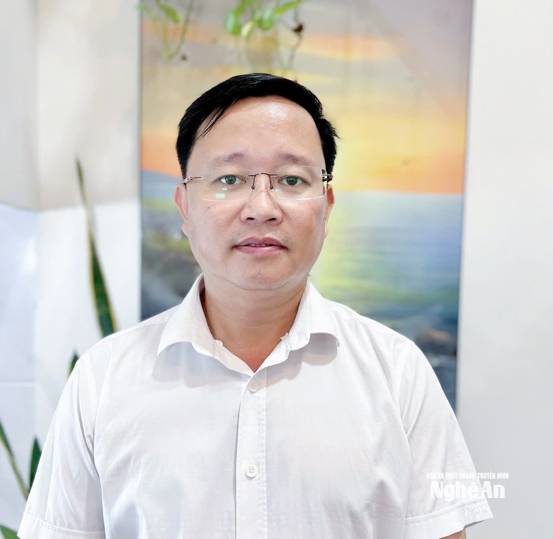 Đồng chí Mạc Văn Nguyên – Bí thư Đảng ủy, Chủ tịch UBND xã Nhôn Mai. Ảnh: MH