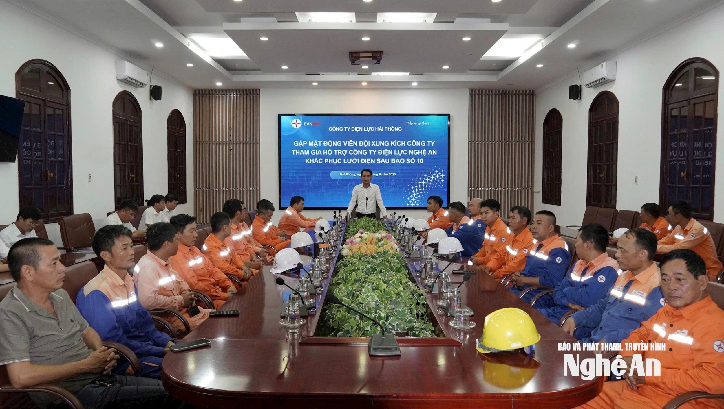 động viên