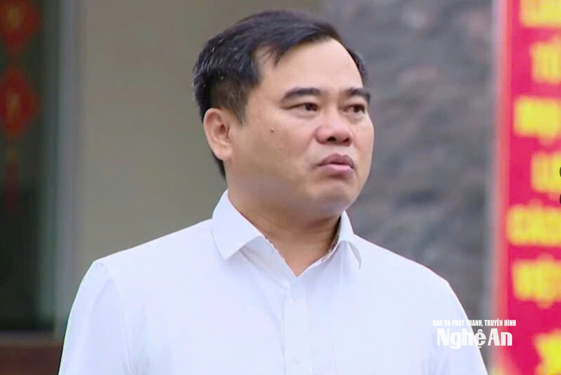 Ông Nguyễn Viết Hùng - Bí thư Đảng ủy xã Mường Xén