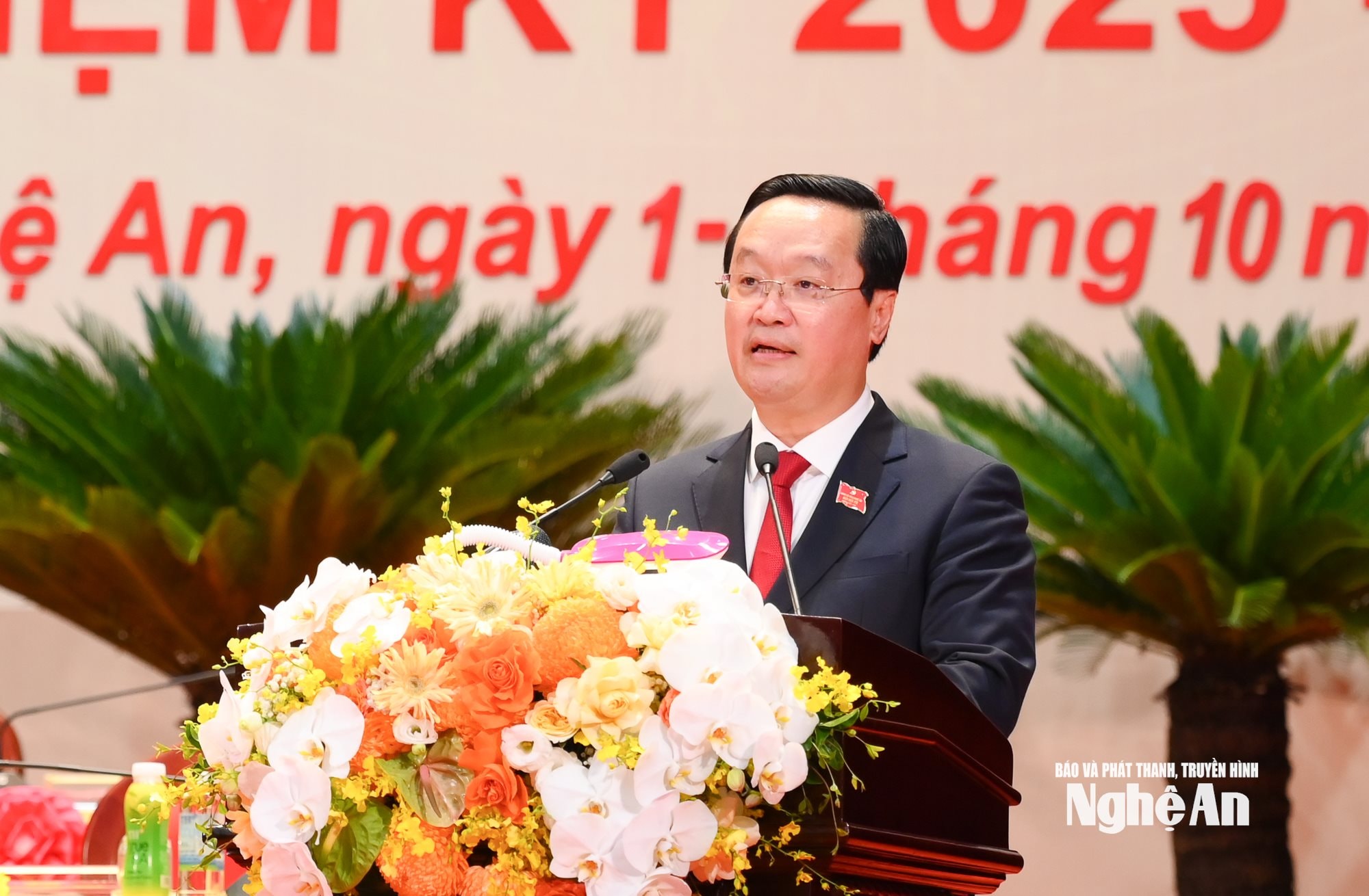 Đại hội Đảng-8