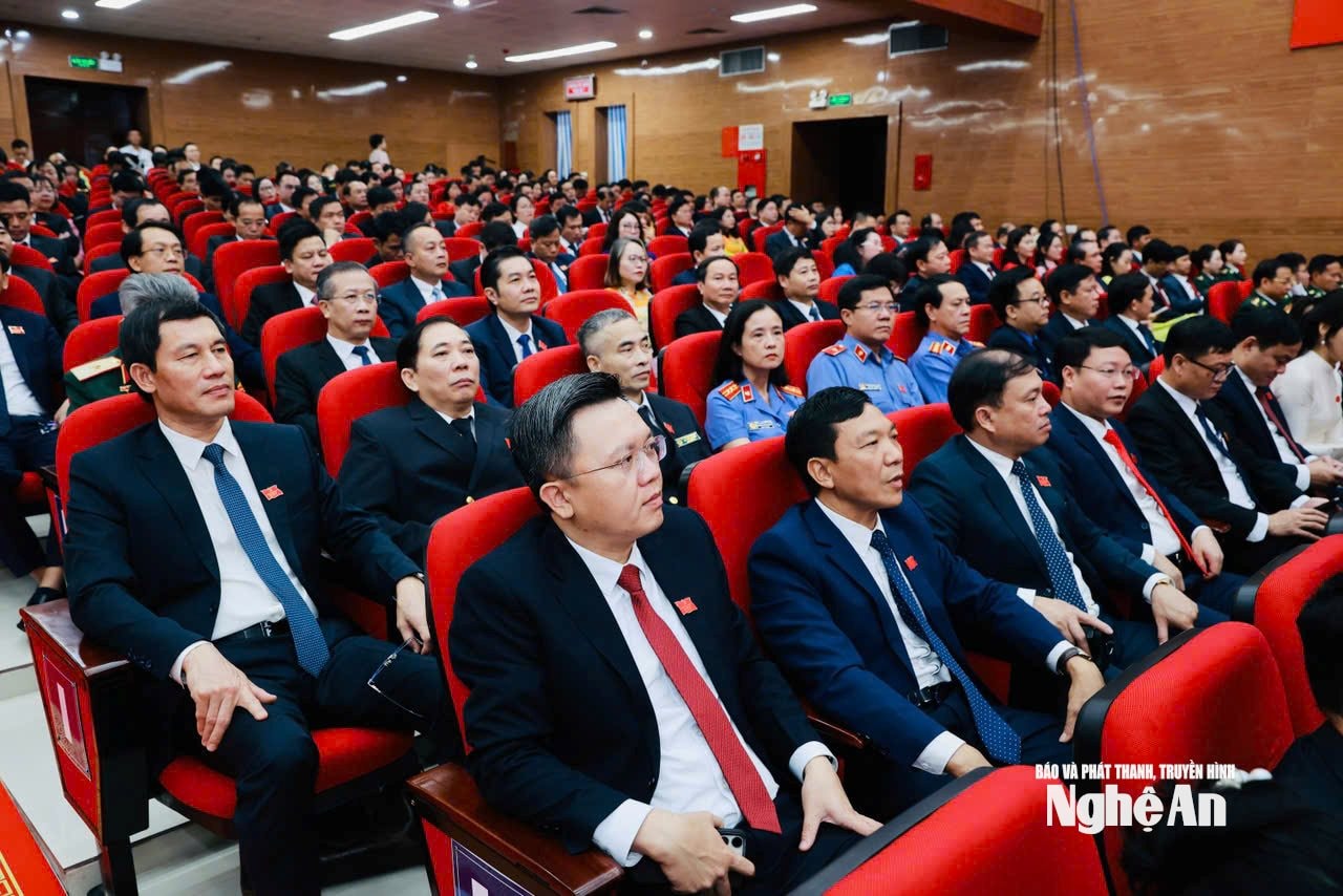  Đại biểu dự Đại hội Đảng bộ tỉnh.. Ảnh Hữu Hoàng