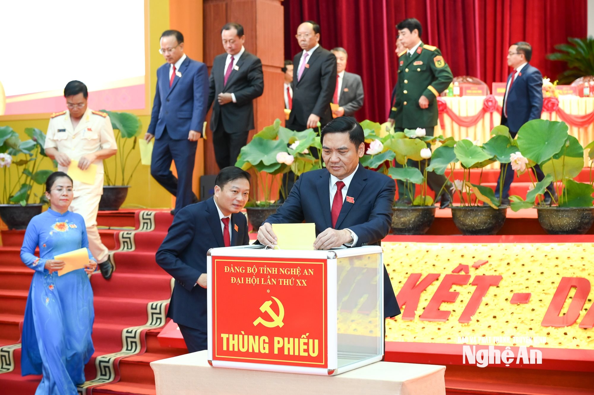 Đại hội Đảng - chiều-15