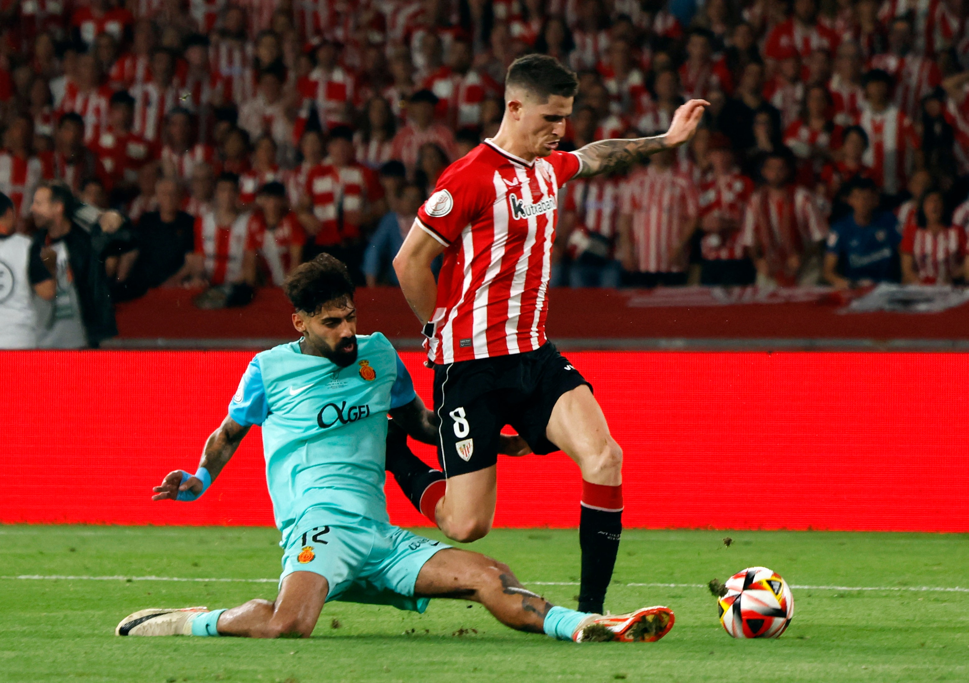 Athletic Bilbao beat Mallorca on penalties to end 40-year trophy drought | Reuters
