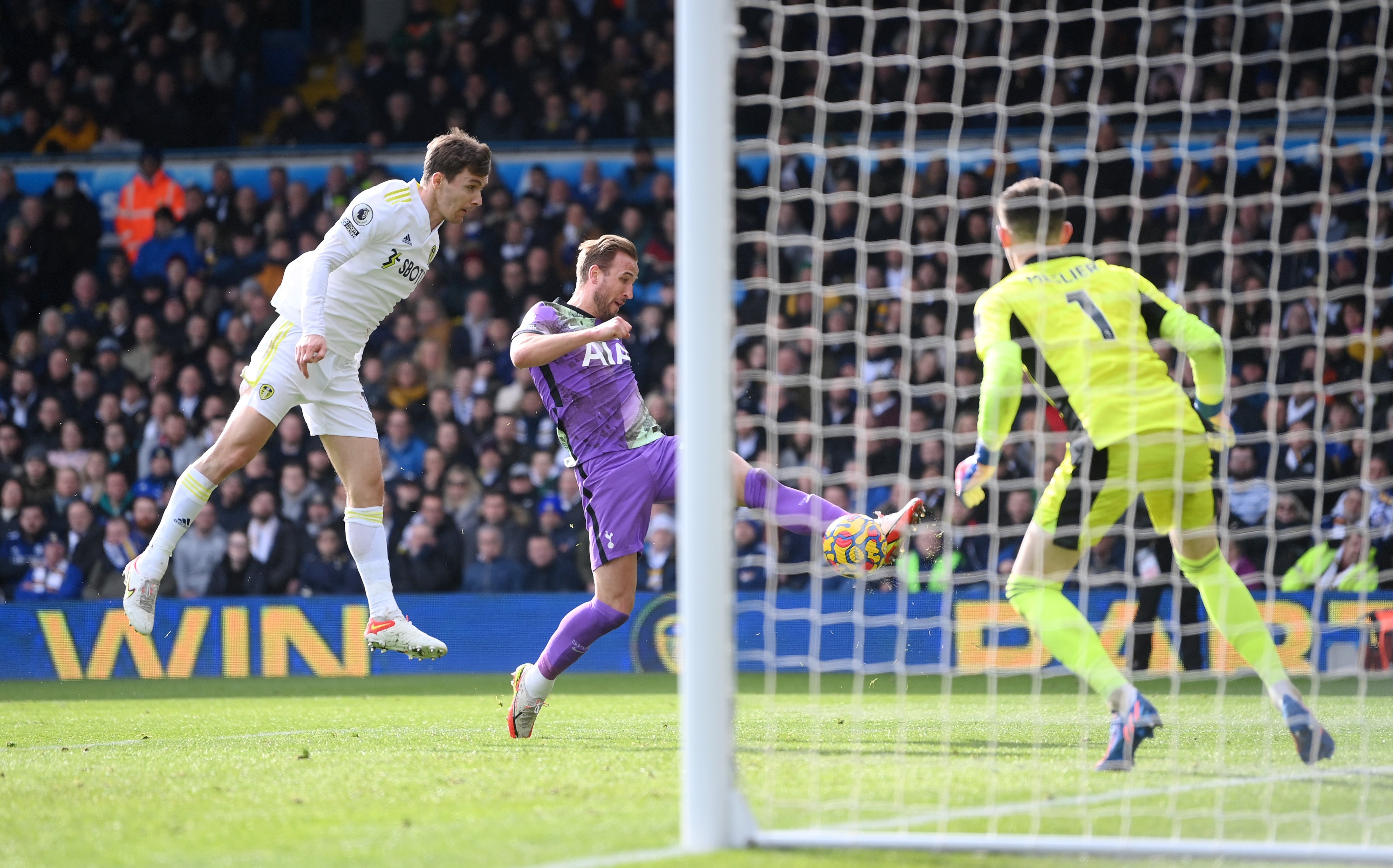 Leeds vs Tottenham LIVE: Premier League result, final score and reaction | The Independent