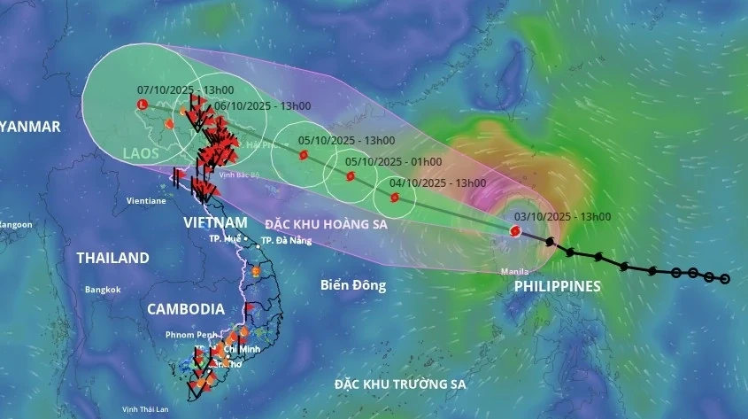 Đường đi của cơn bão số 11.