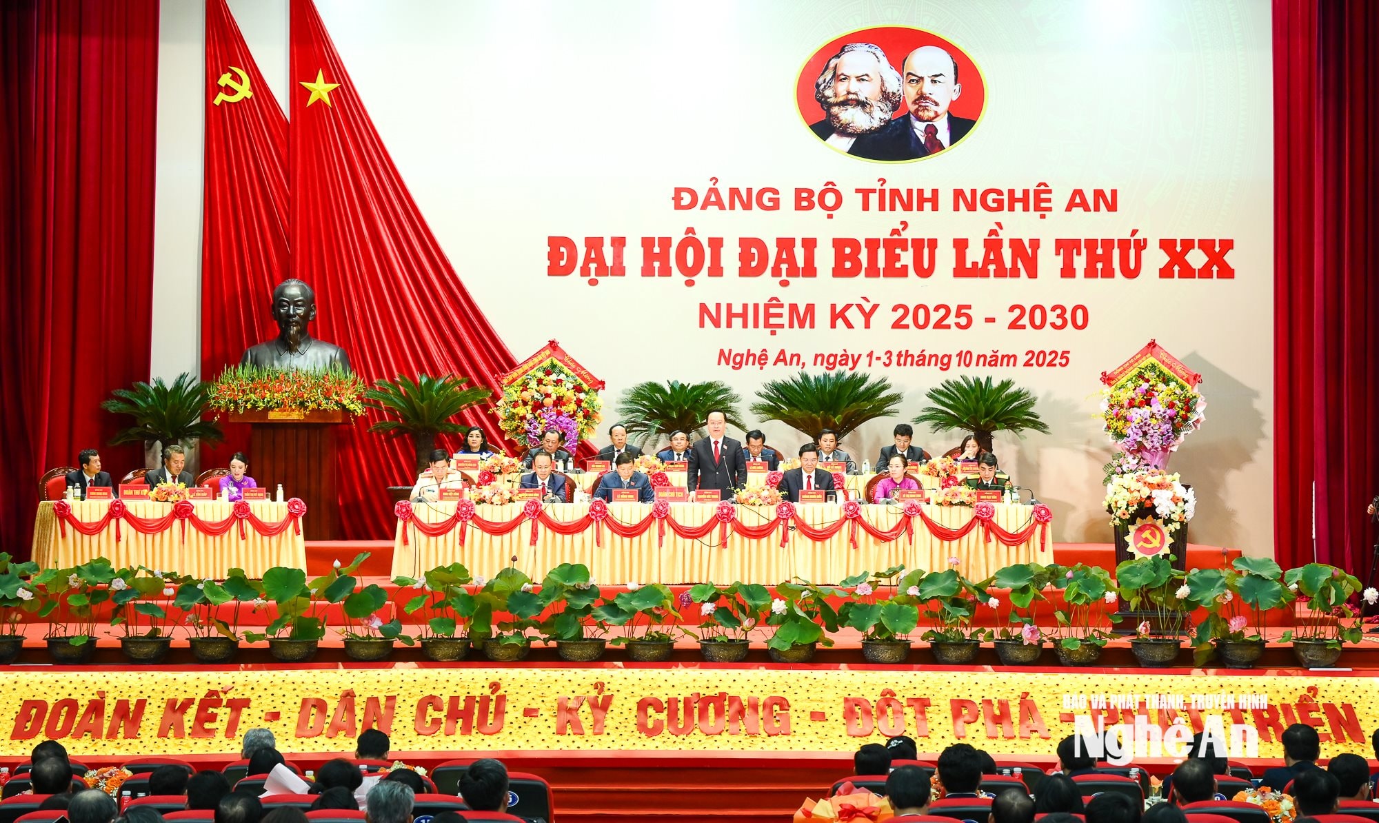 Đại hội Đảng chiều 3-14