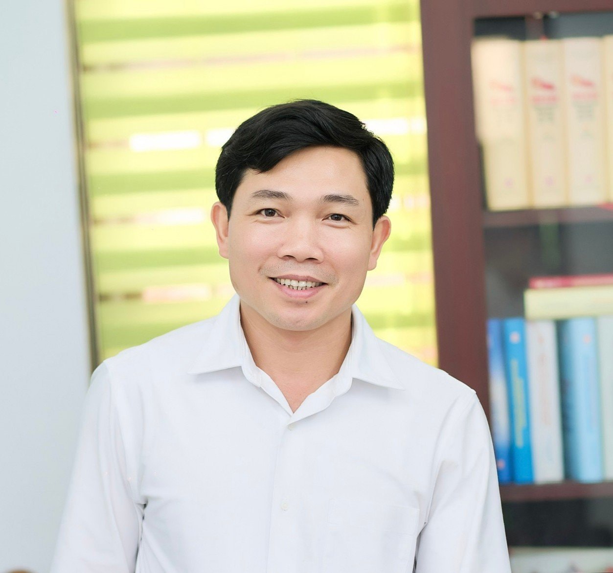 Đồng chí Chu Hồng Phi - Bí thư Đảng ủy, Chủ tịch HĐND xã Hùng Châu: