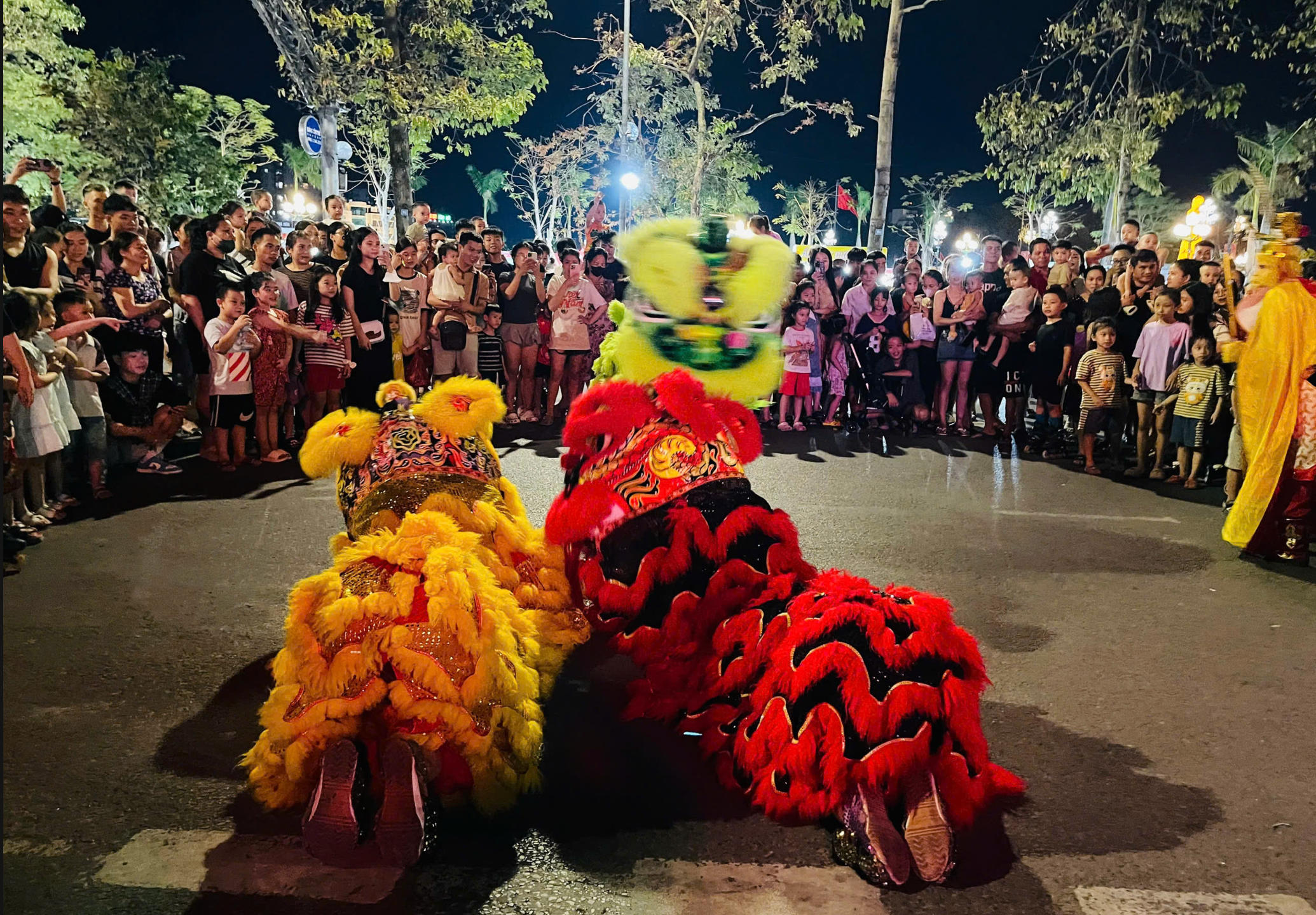 2 múa lân sư rồng Ảnh NVCC00010