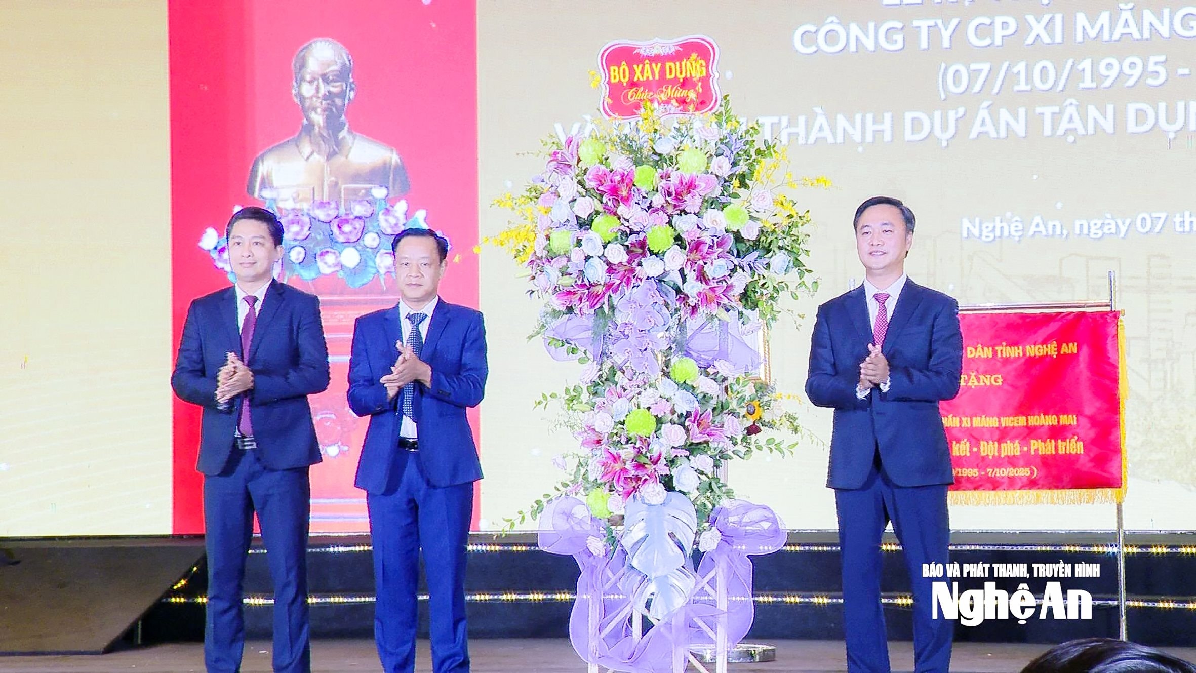 bna_-anh-bui-tho(1).jpg