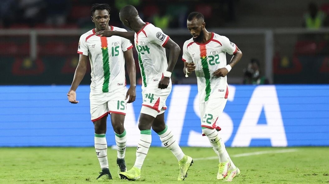 Qualifications Mondial 2026 : Le Burkina Faso tenu en échec par la Sierra Leone (2-2) | Wiwsport