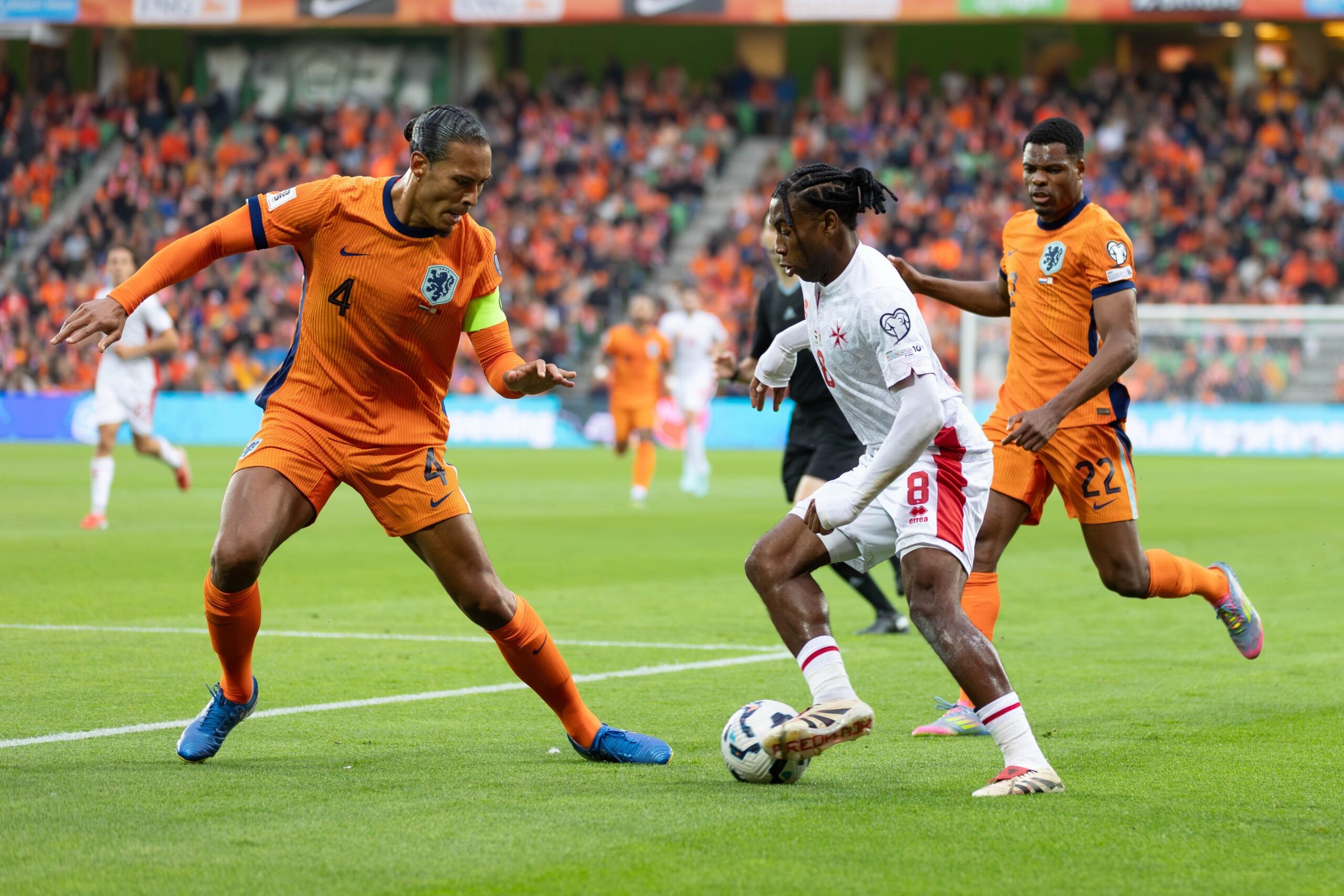 Depay equals Van Persie record as the Netherlands hammer Malta