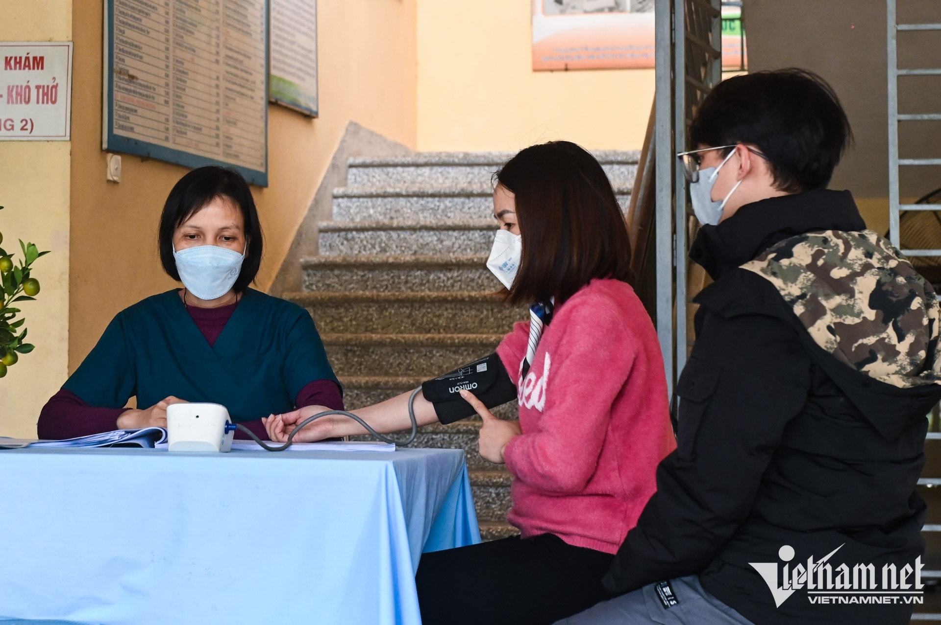 W-kham chua benh Thach Thao (6).jpg