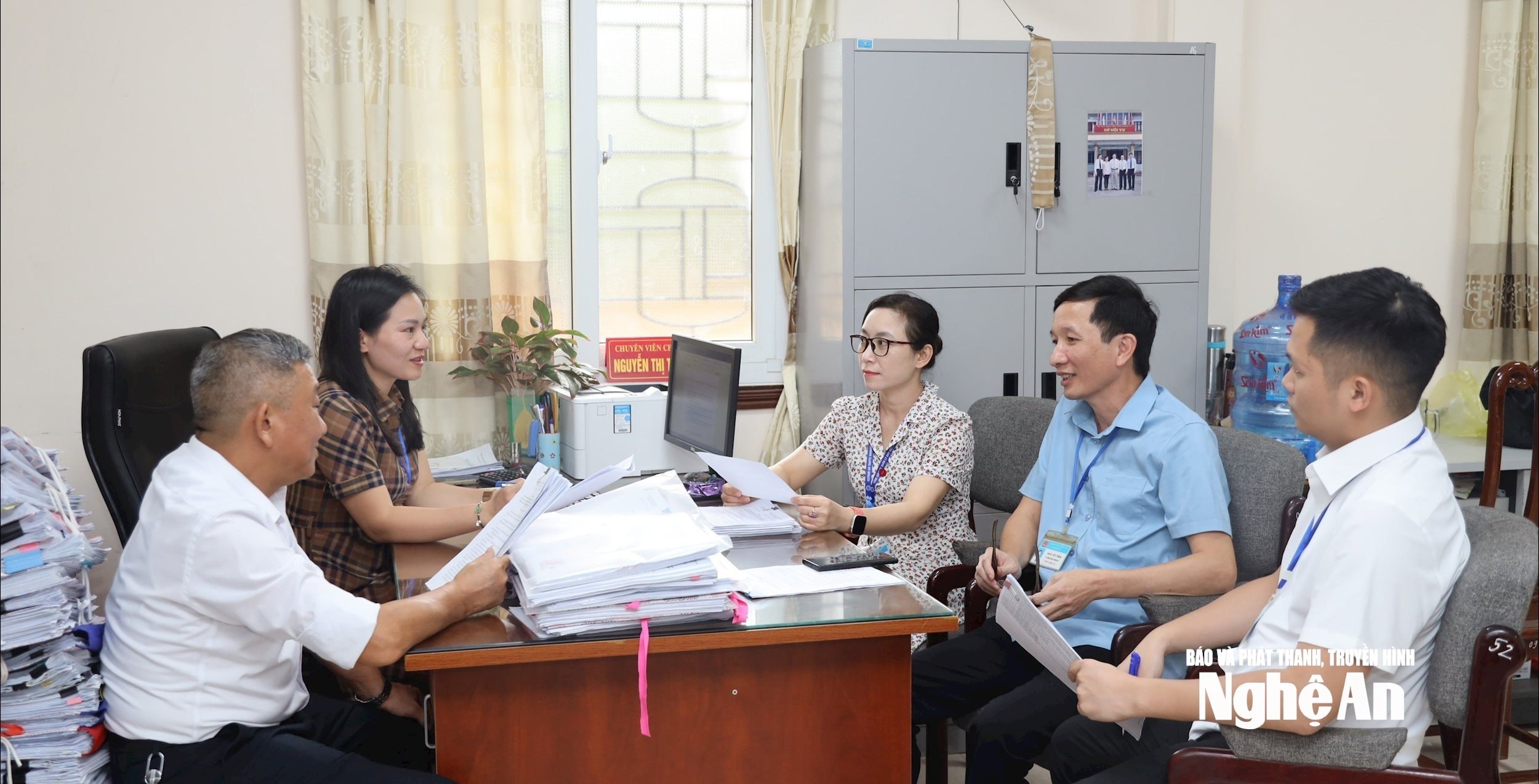 bna_office-office-office-trao-doi-chuyen-mon-anh-thanh-le-3-1-.jpg