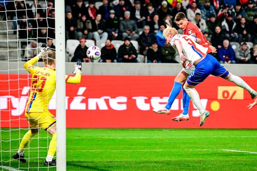 Schick nets brace for Czech Republic in narrow win over Faroe Islands | Flashscore.com