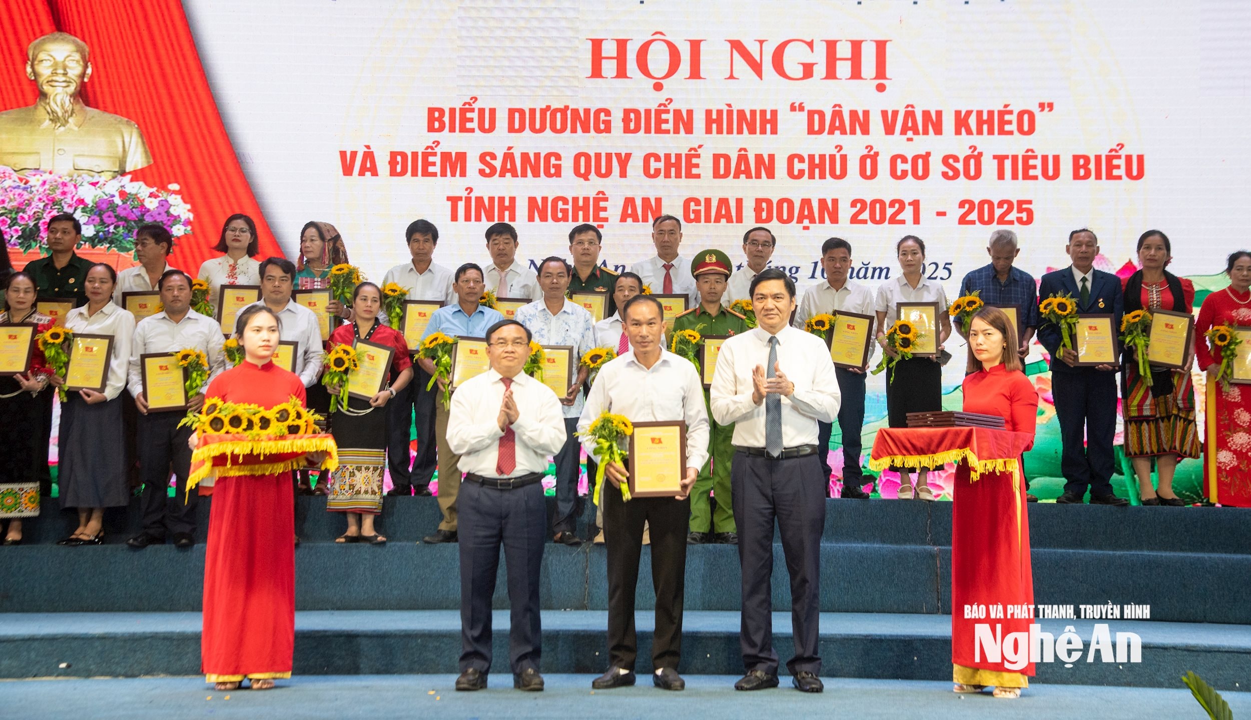 Hội nghị dân vận_5