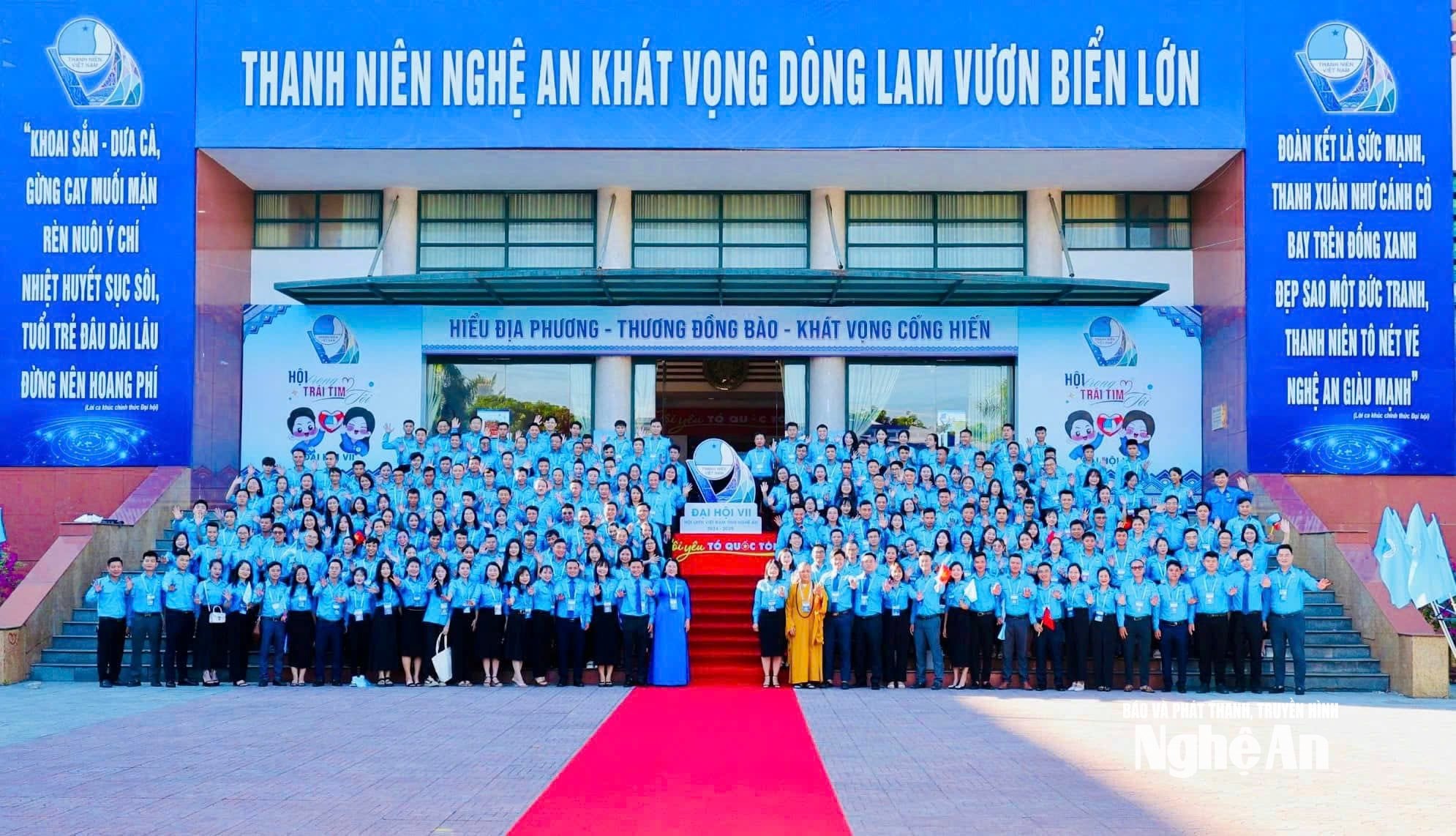 Đại diện lãnh đạo tỉnh Nghệ An.