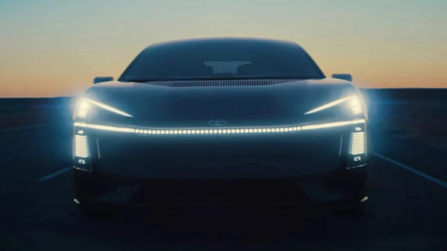 Thiet ke hammerhead voi dai den LED chay ngang