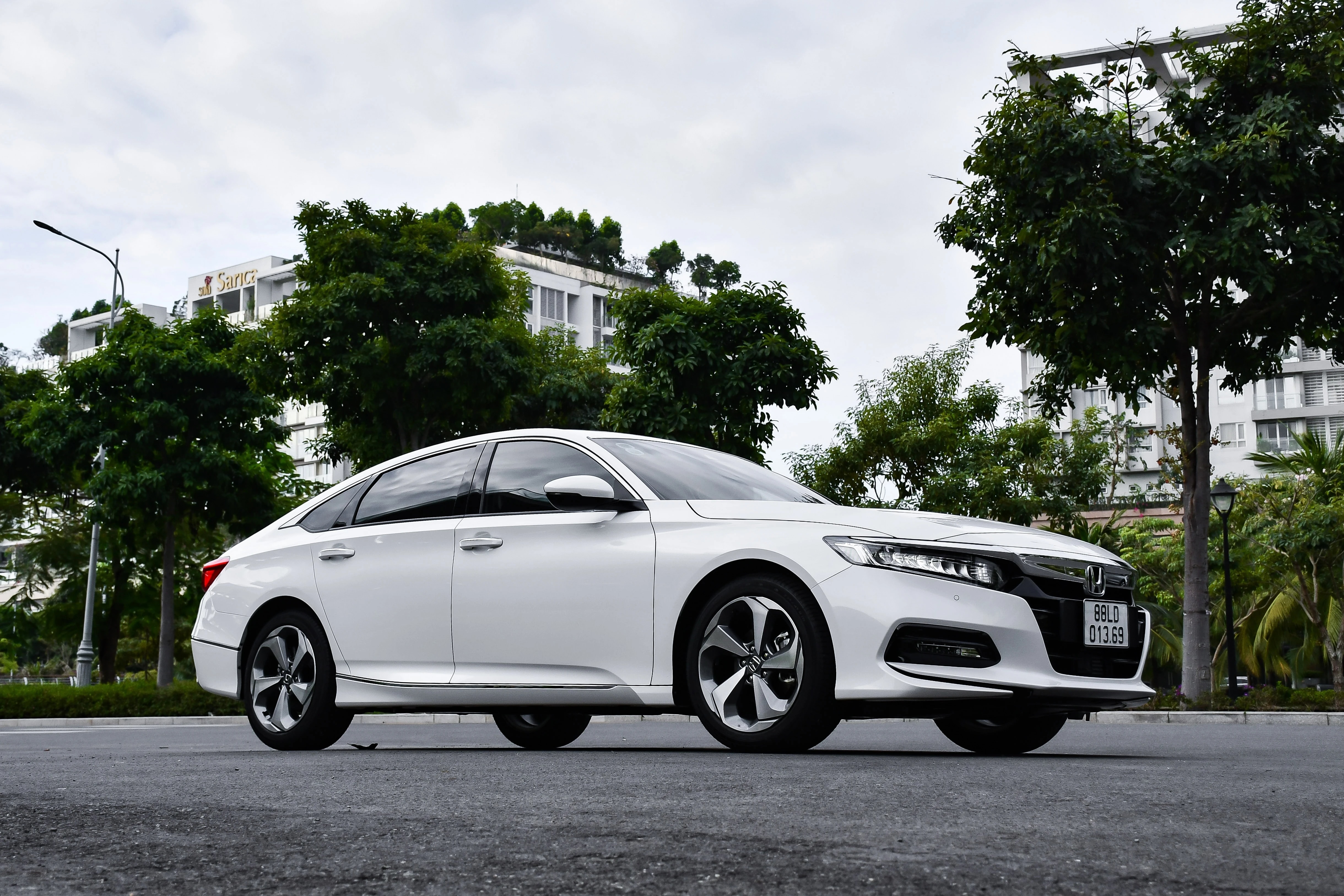 Honda Accord đang gặp khó trong phân khúc sedan hạng D tại Việt Nam.