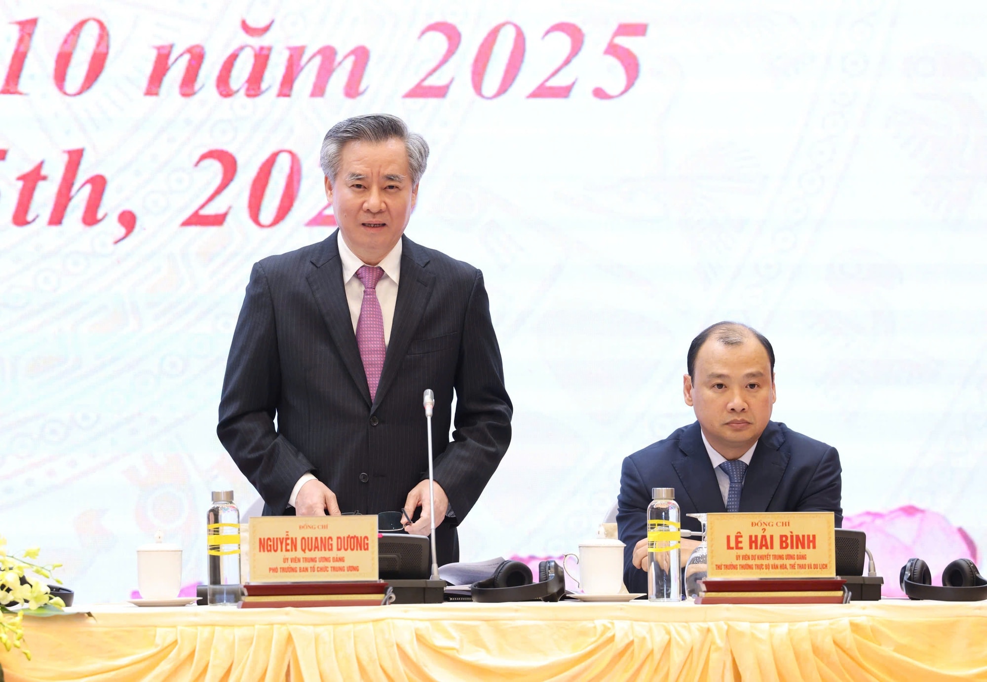 Họp báo quốc tế công bố dự thảo các Văn kiện trình Đại hội XIV của Đảng- Ảnh 2.