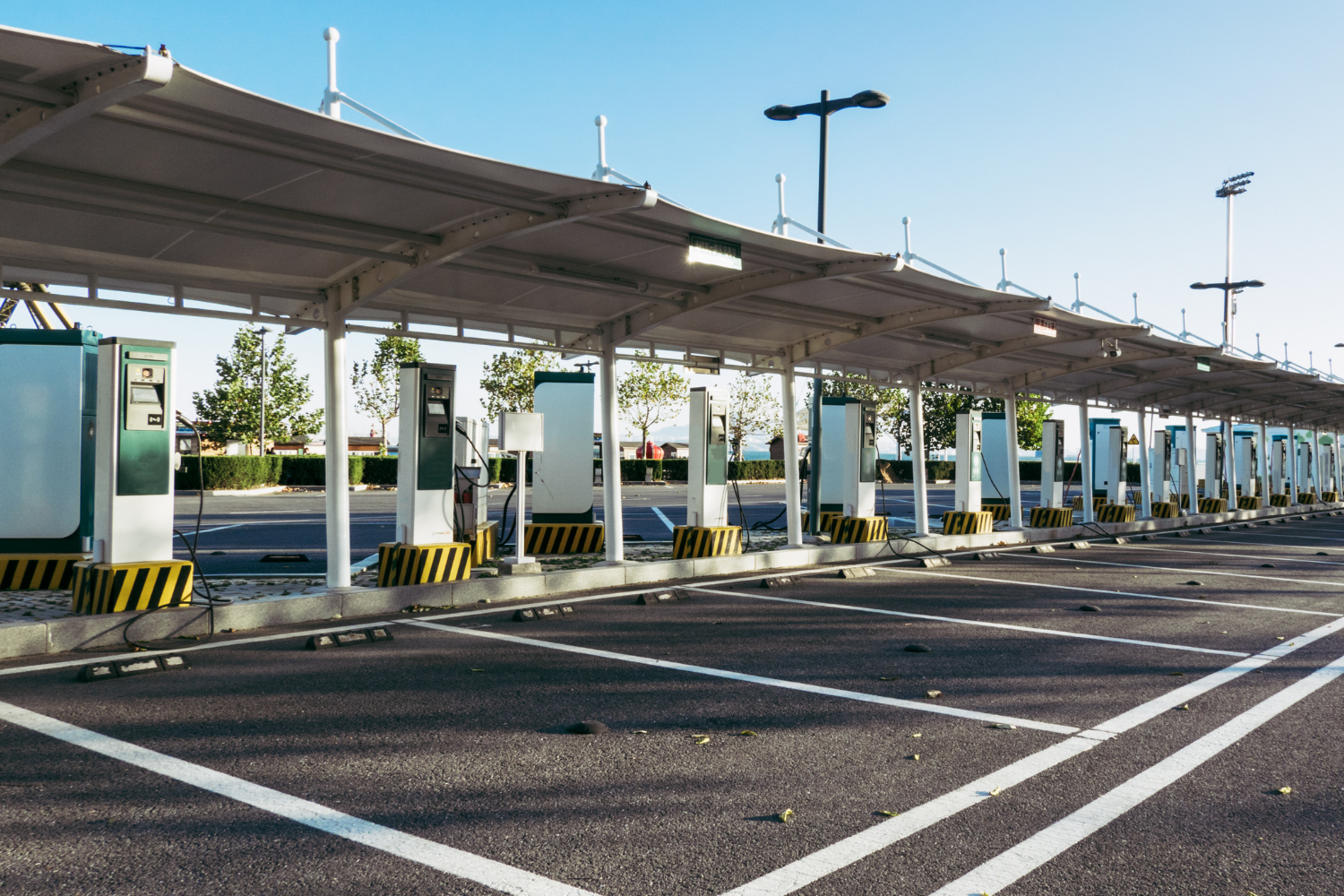 xe dien, ev, tro cap, tin dung, thue, thue quan, tin dung thue, hybrid, phev anh 3