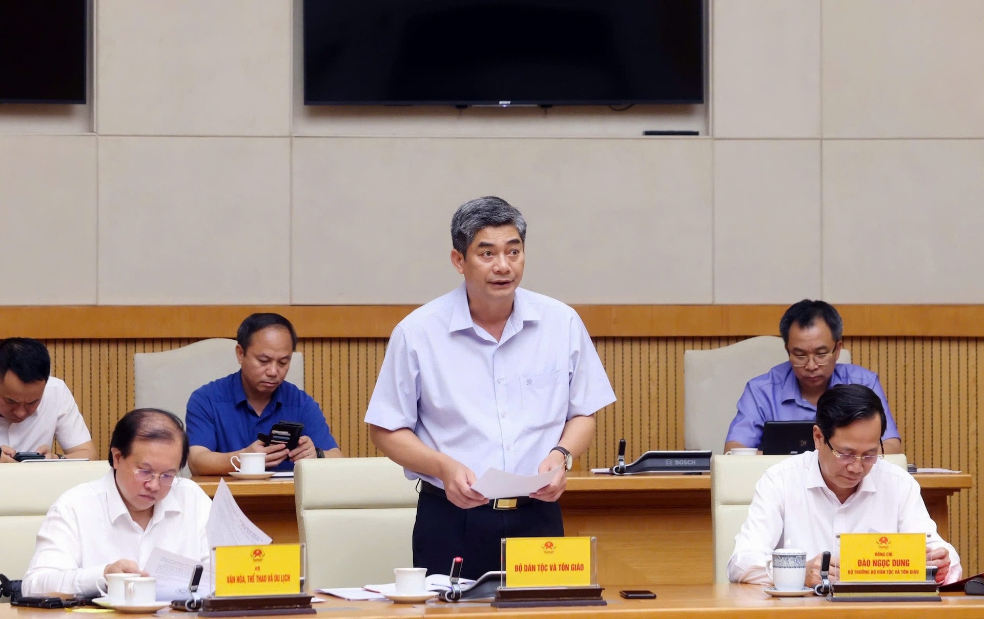 chinh phu thu truong.jpeg