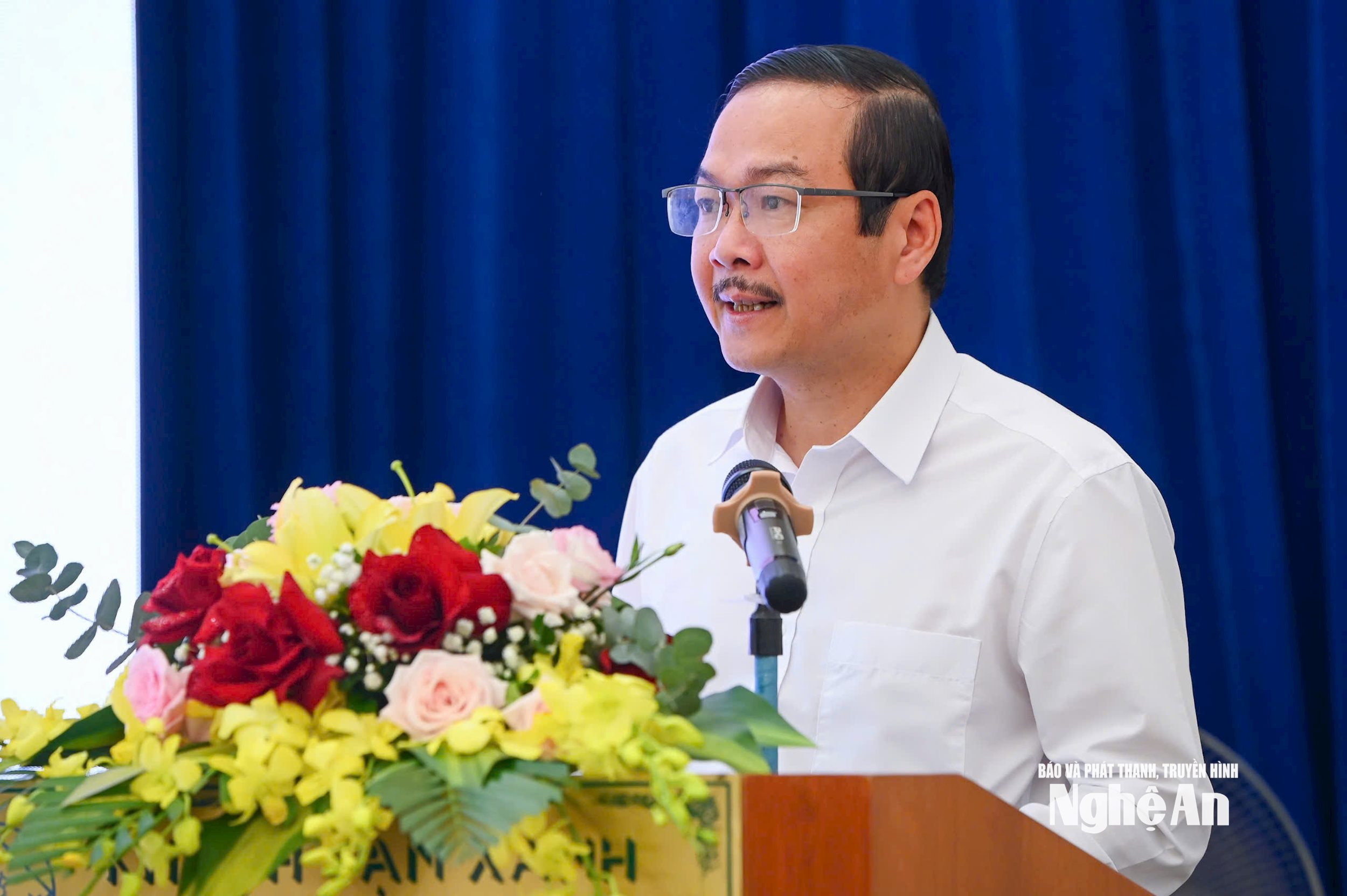 Herr Nguyen Ngoc Thach, Chefredakteur der Zeitung „Agriculture and Environment“, bekräftigte: „Presse und Medien spielen eine besonders wichtige Rolle bei der Veränderung von Bewusstsein, Verhalten und Politik.“ Foto: Phu Huong