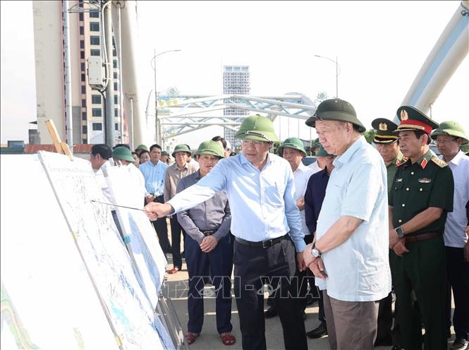 Tổng Bí thư Tô Lâm kiểm tra công tác khắc phục hậu quả bão, lụt tại Thái Nguyên- Ảnh 1.