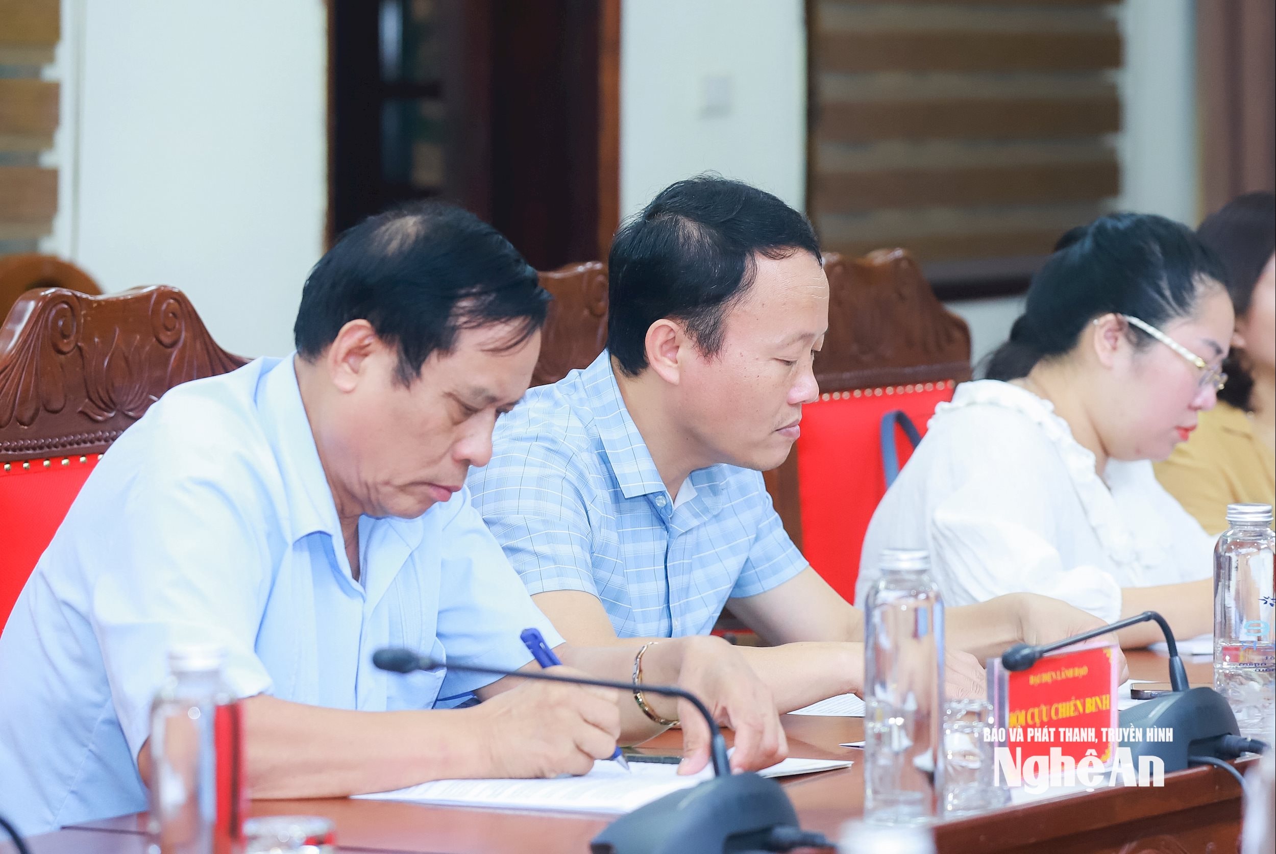 Các đại biểu dự cuộc làm việc. Ảnh: Thành Duy