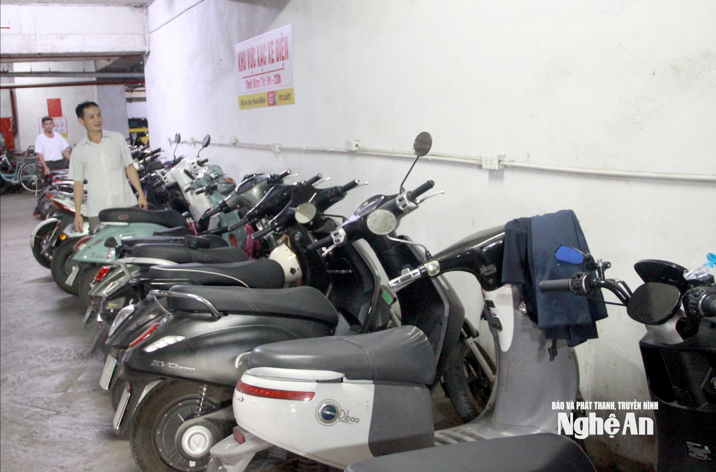 Khu vực sạc xe điện tại chung cư gia thịnh phát