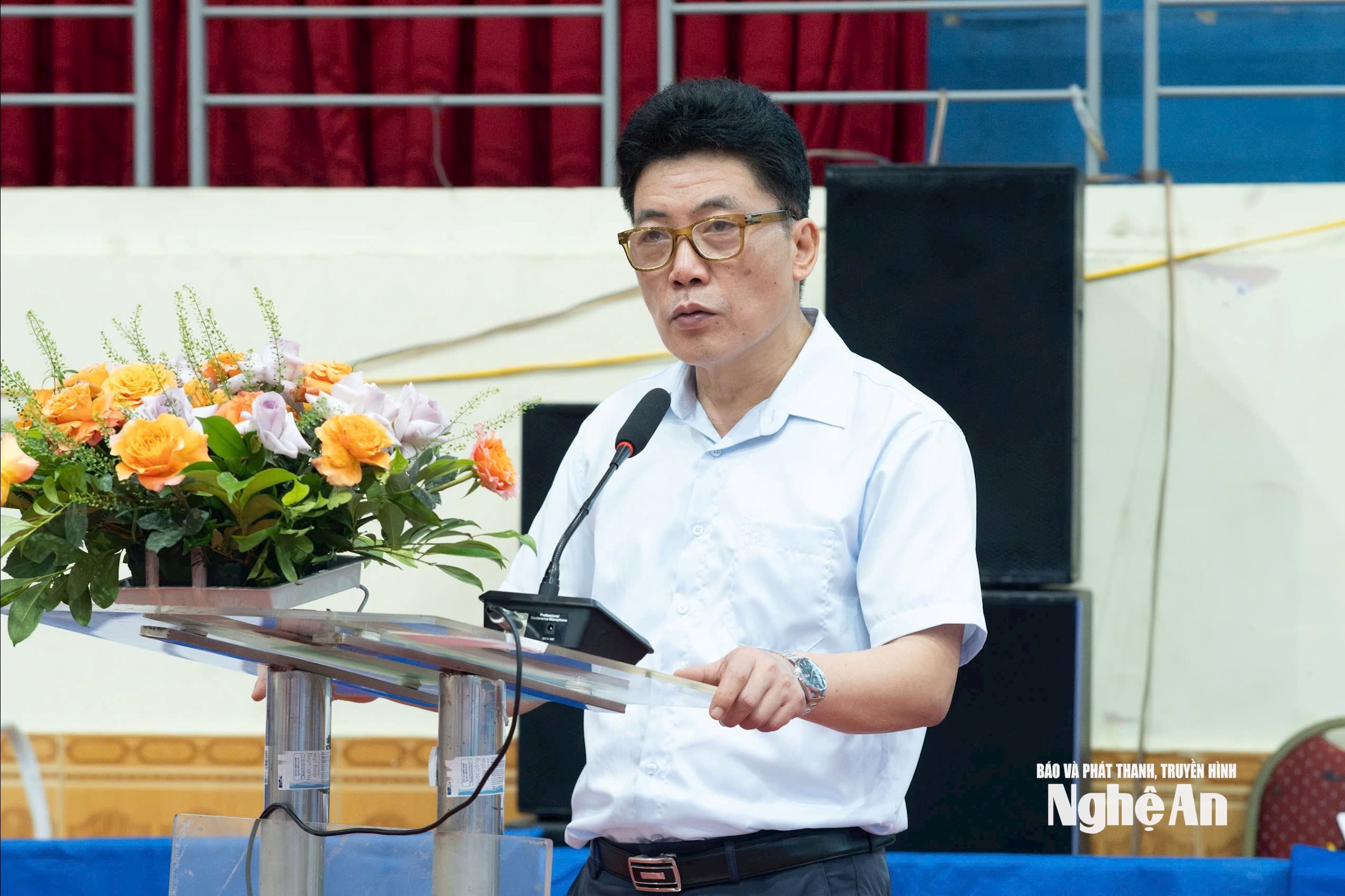 KHAI MAC BONG BAN (2)