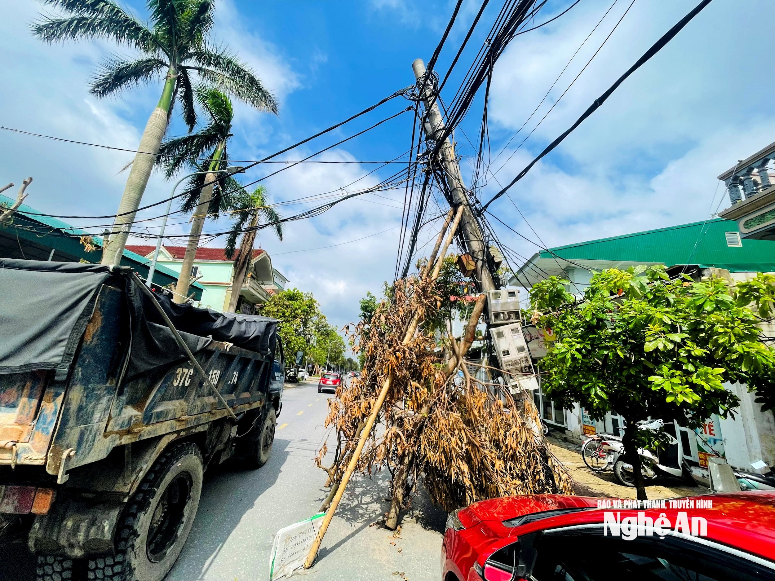 ឡានដឹកទំនិញ