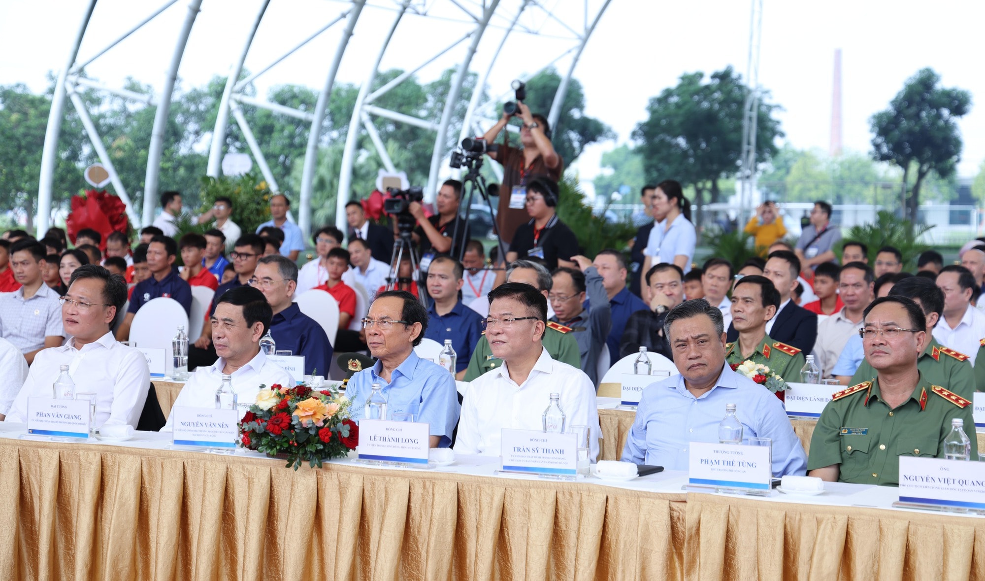 Tổng Bí thư Tô Lâm dự lễ khởi công xây dựng sân vận động tiên tiến hàng đầu thế giới- Ảnh 3.