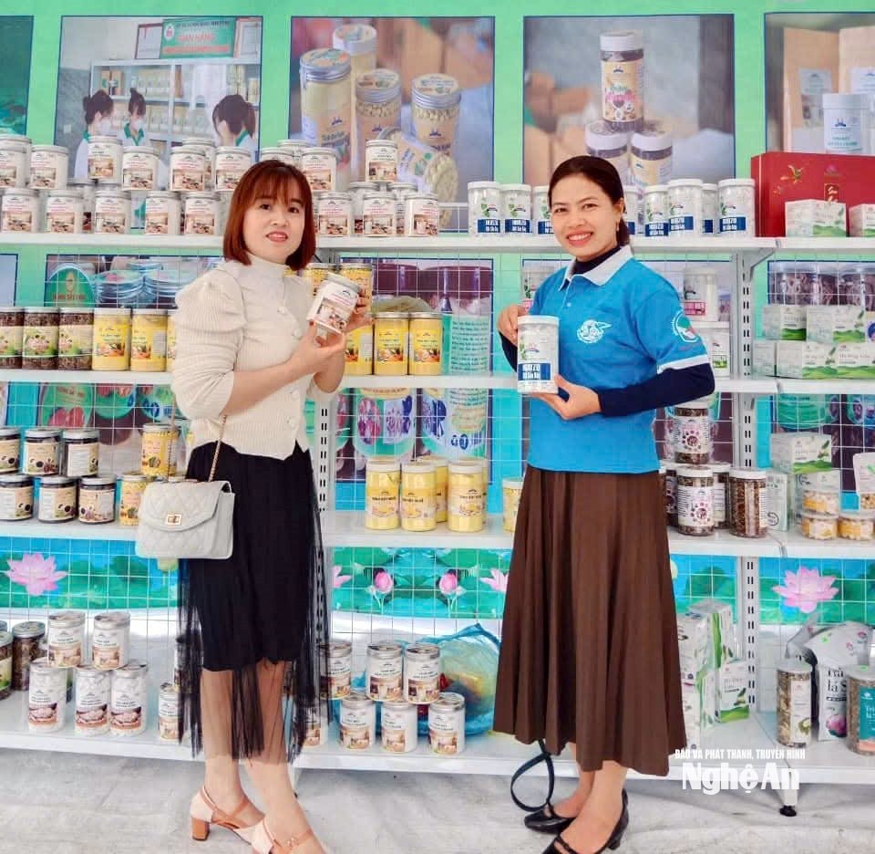 1a.Nhiều sản phẩm của phụ nữ Nghệ An đã được công nhận là sản phẩm Ocop.