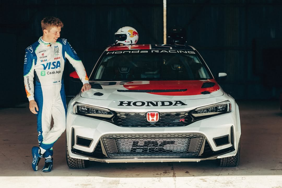 Chiếc xe đua Honda Civic Type R HRC Rally XP sẵn sàng cho các giải đấu sắp tới.