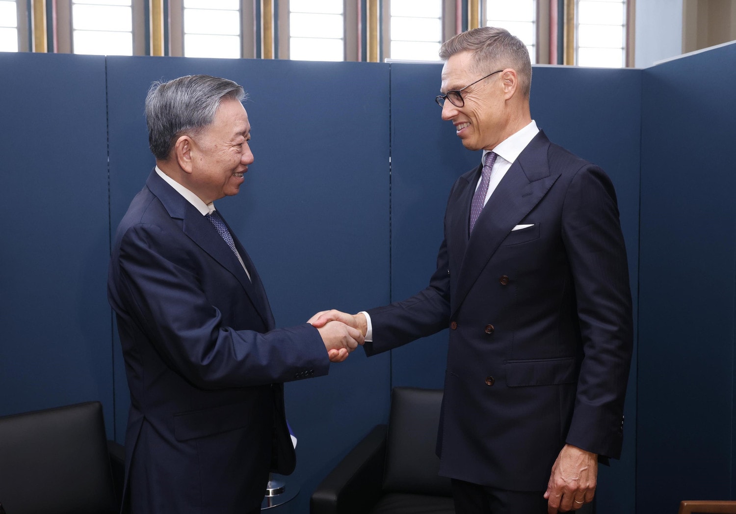 20240924 tong bi thu chu tich nuoc to lam gap tong thong phan lan 1 1600.jpg