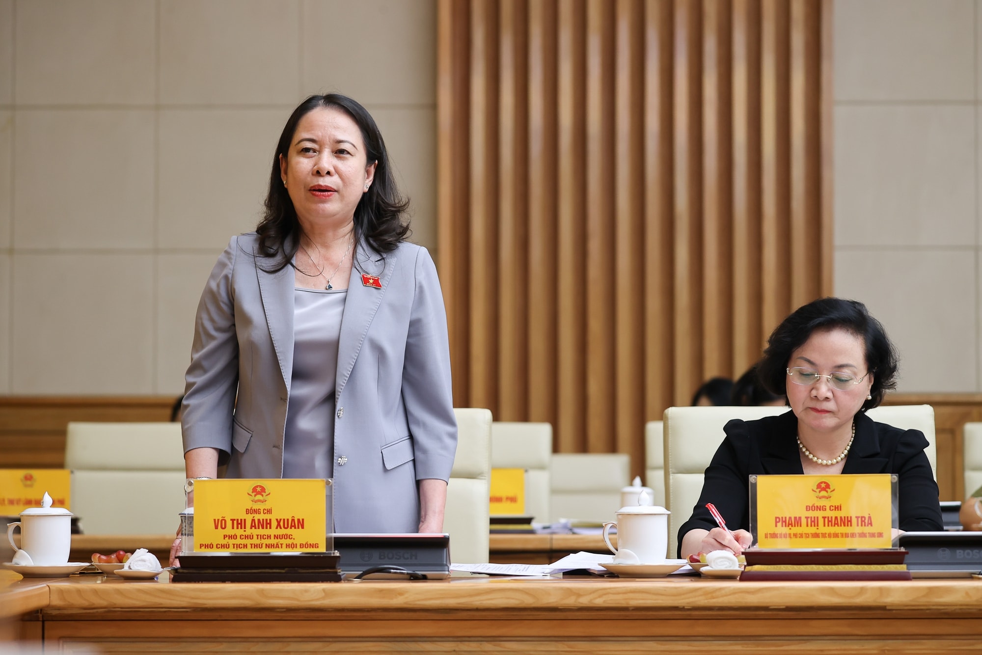 Thủ tướng: Tổ chức Đại hội Thi đua yêu nước toàn quốc lần thứ XI đặc sắc, lan tỏa, tạo động lực, truyền cảm hứng- Ảnh 2.