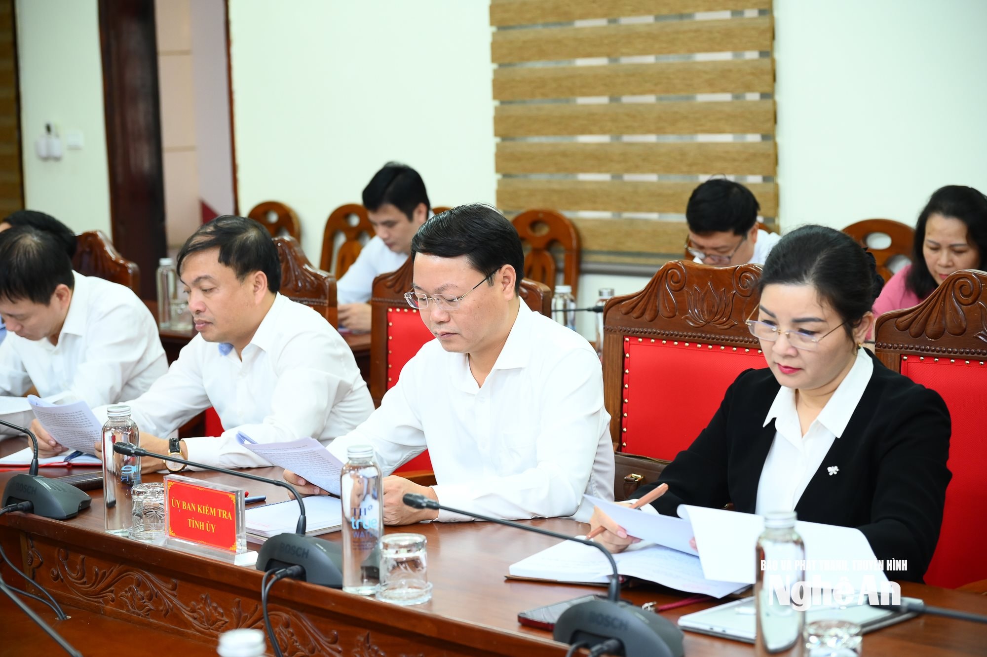 Thường trực lv cơ quan giúp việc-5