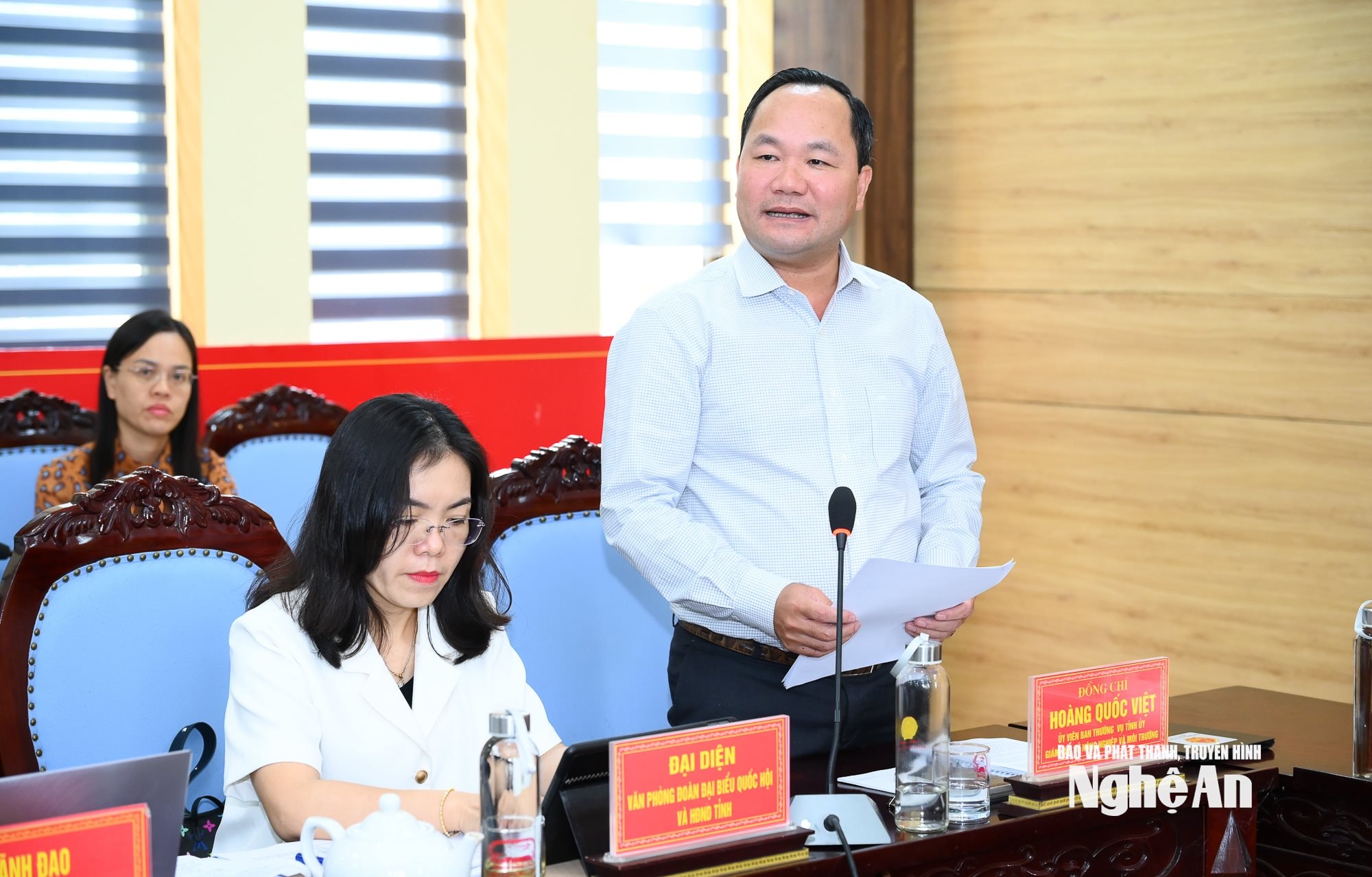 Phó Chủ tịch kiểm tra 2 cấp-12