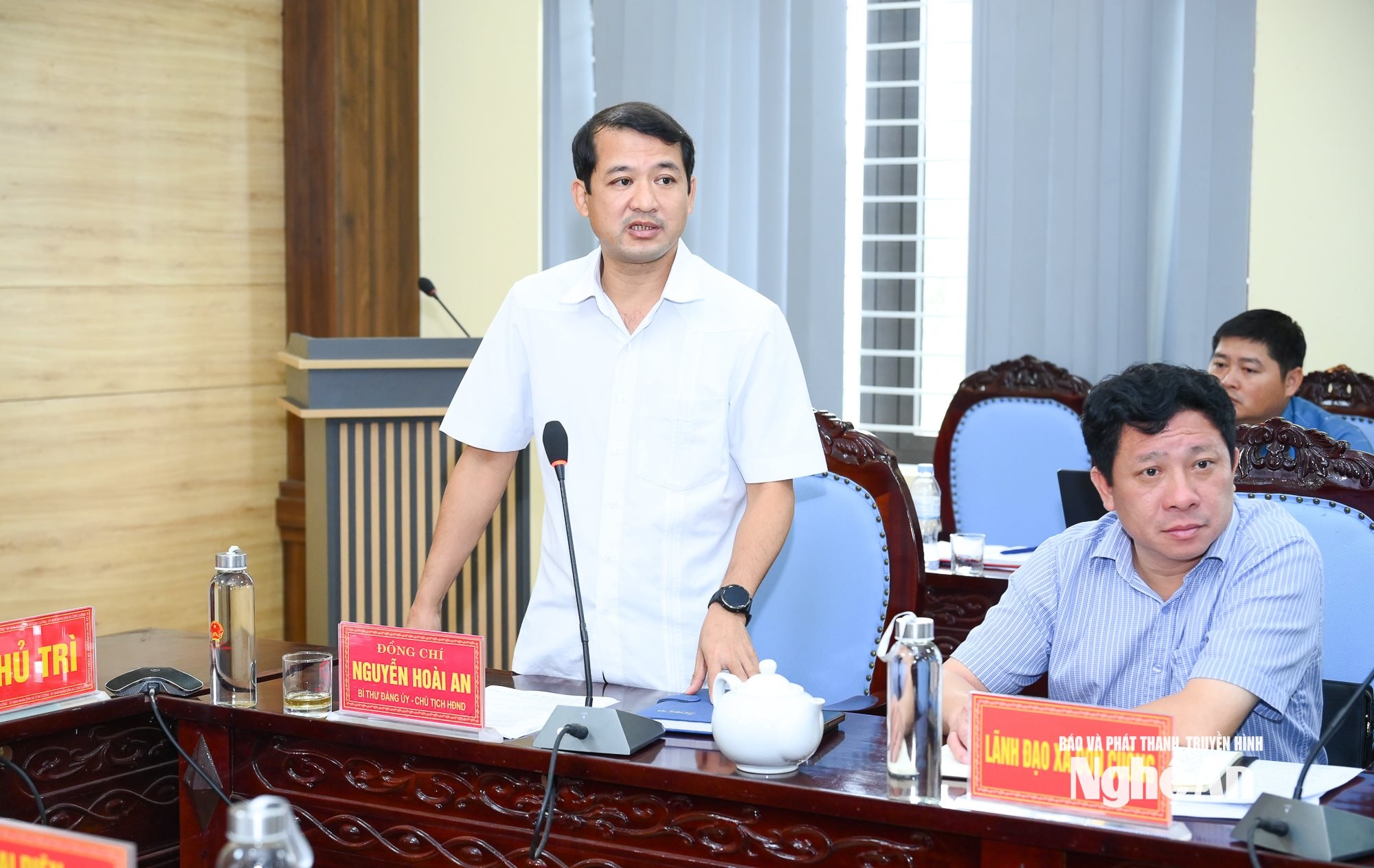 Phó Chủ tịch kiểm tra 2 cấp-15