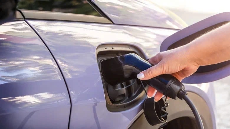 Kiểm tra phạm vi hoạt động sau mỗi lần sạc để suy ra sức khỏe pin