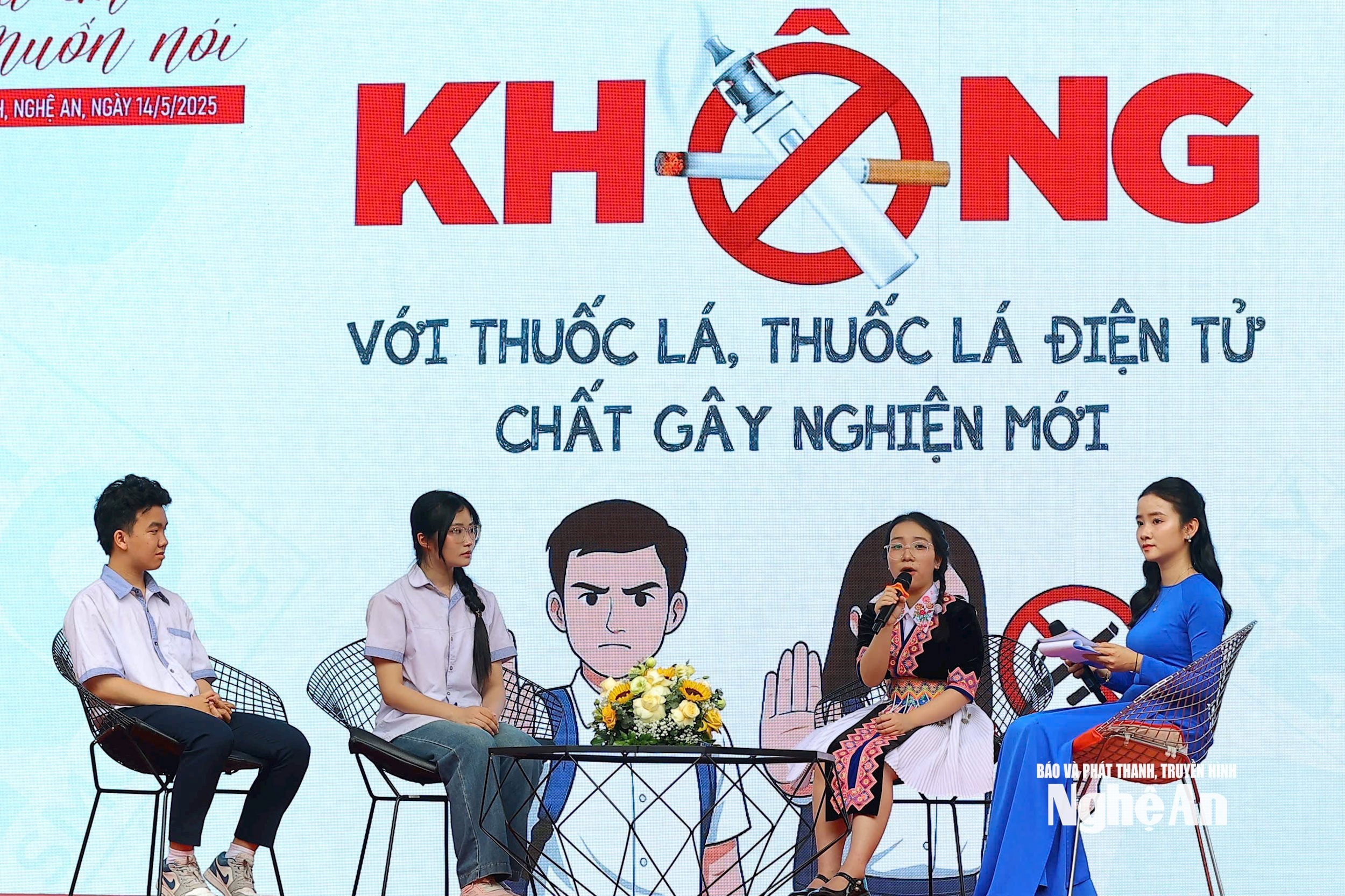 Diễn đàn Nói không với thuốc lá, thuốc lá điện tử và chất gây nghiện mới. Ảnh - Mỹ Hà