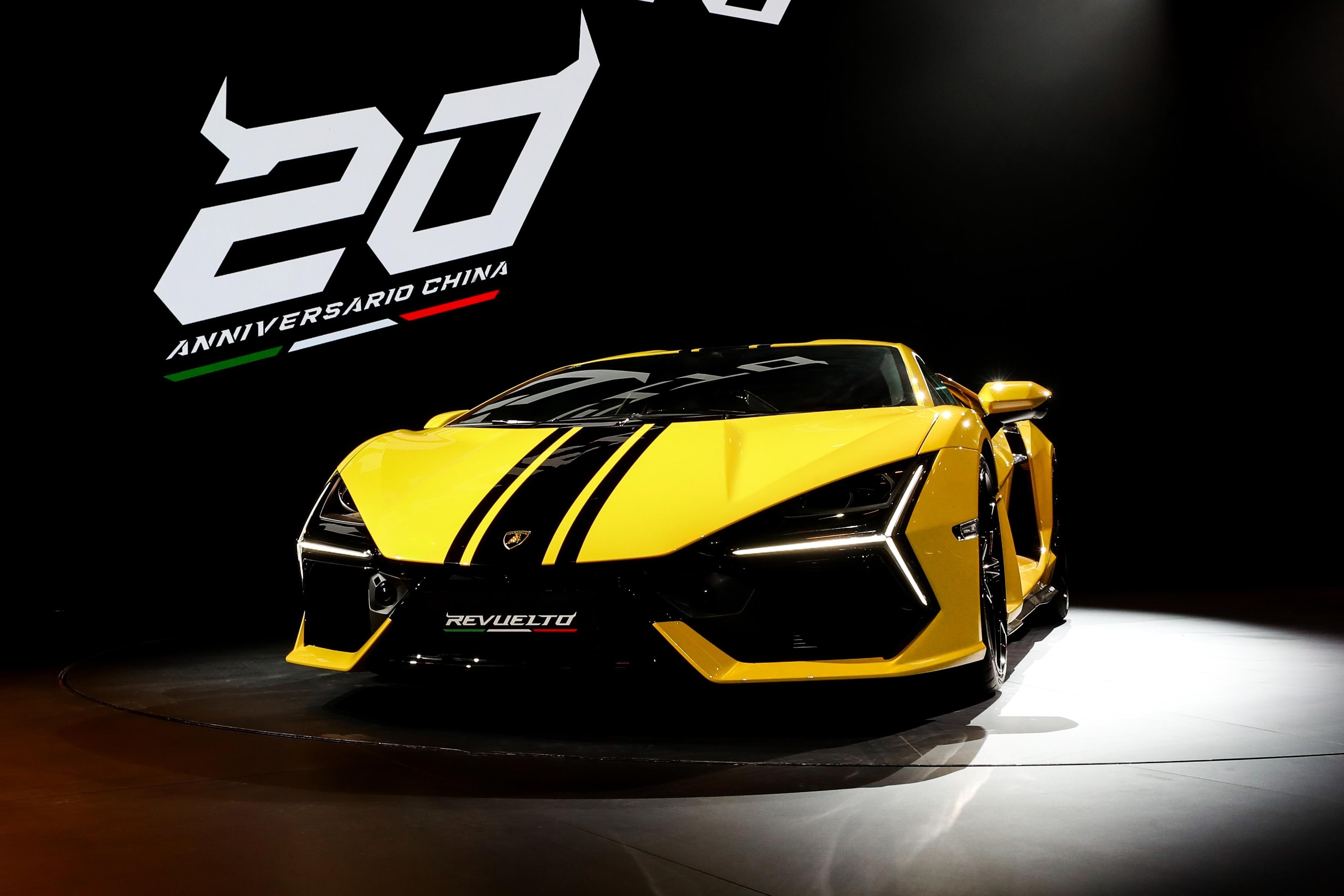 sieu xe, lamborghini revuelto, revuelto, lamborghini, trung quoc, ad personam anh 1