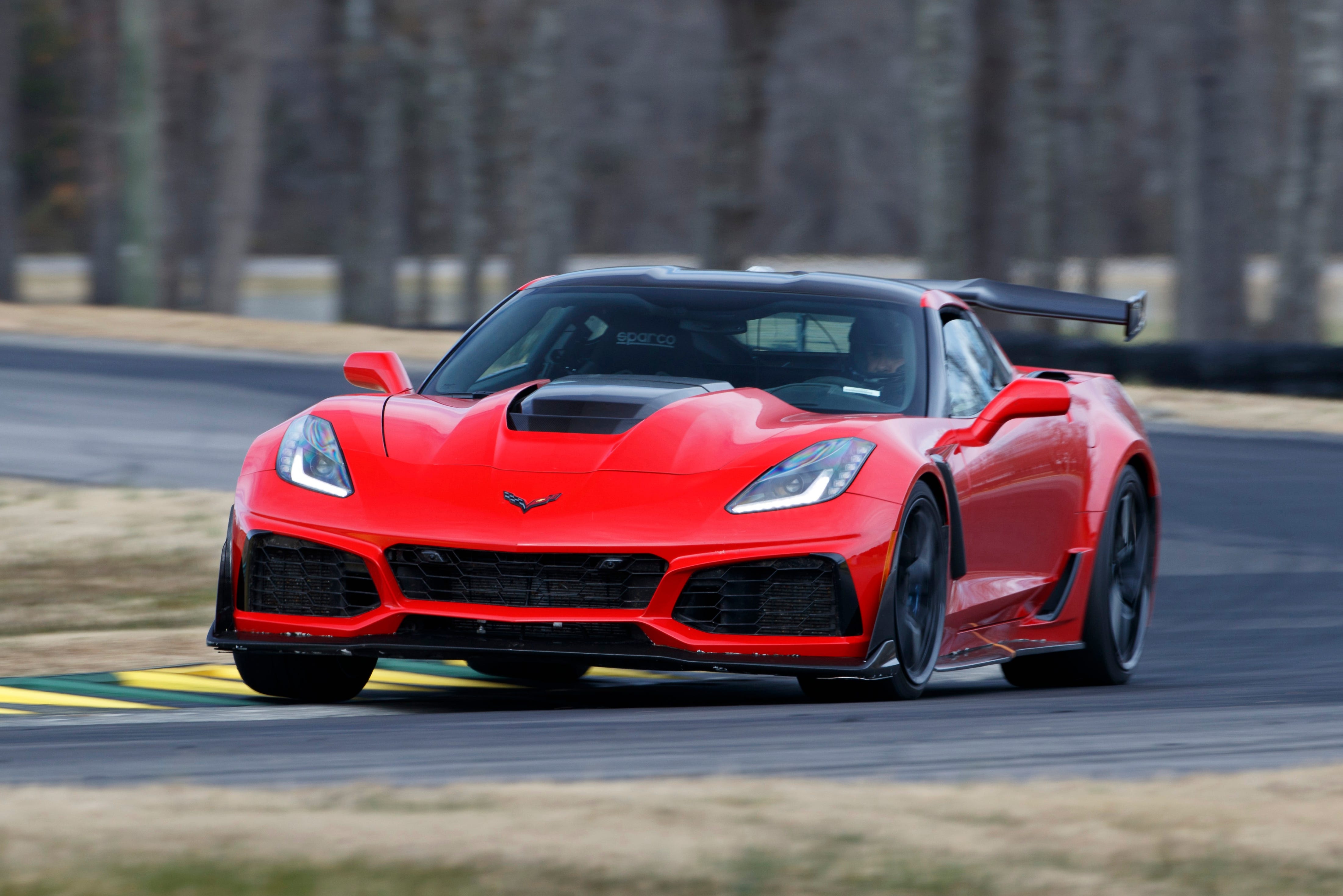 Chevrolet Corvette ZR1 2019 trên đường chạy thử