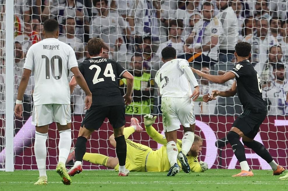 Bellingham ghi bàn phút 70, mở tỷ số ở cự ly gần