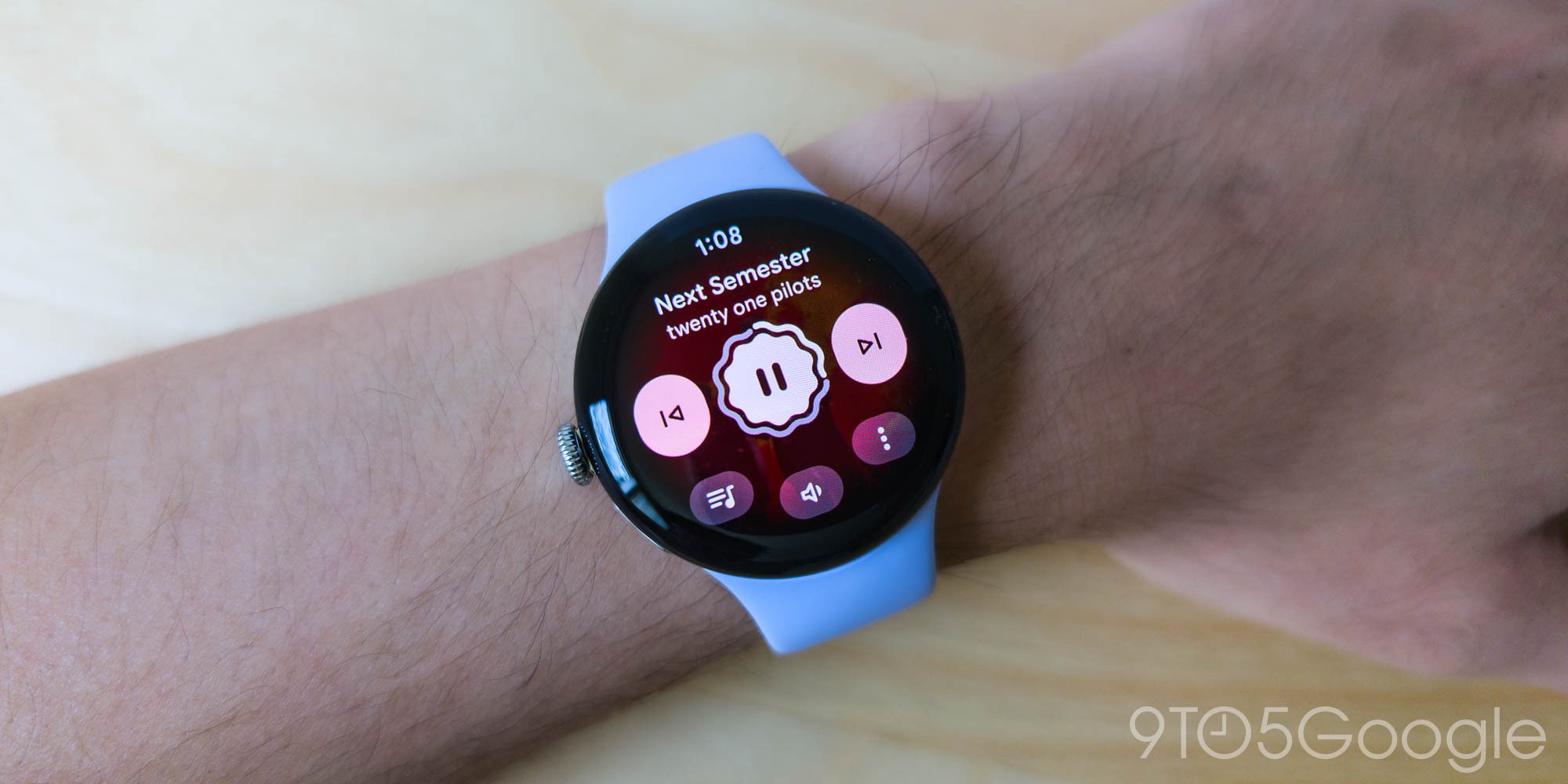 Điều khiển media trên Pixel Watch 4 41mm