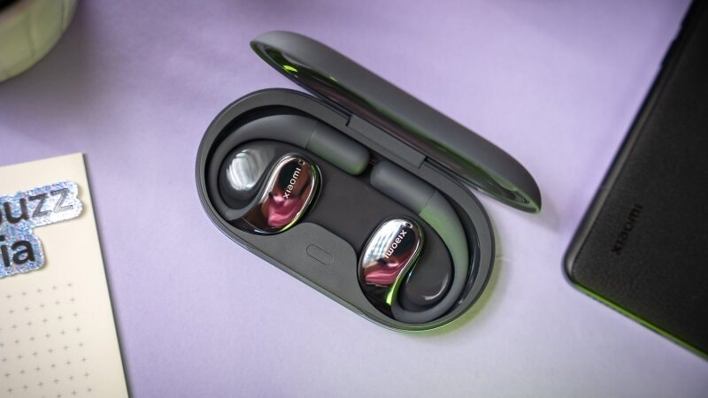 So sánh tai nghe Xiaomi OpenWear Stereo với Apple AirPods 4