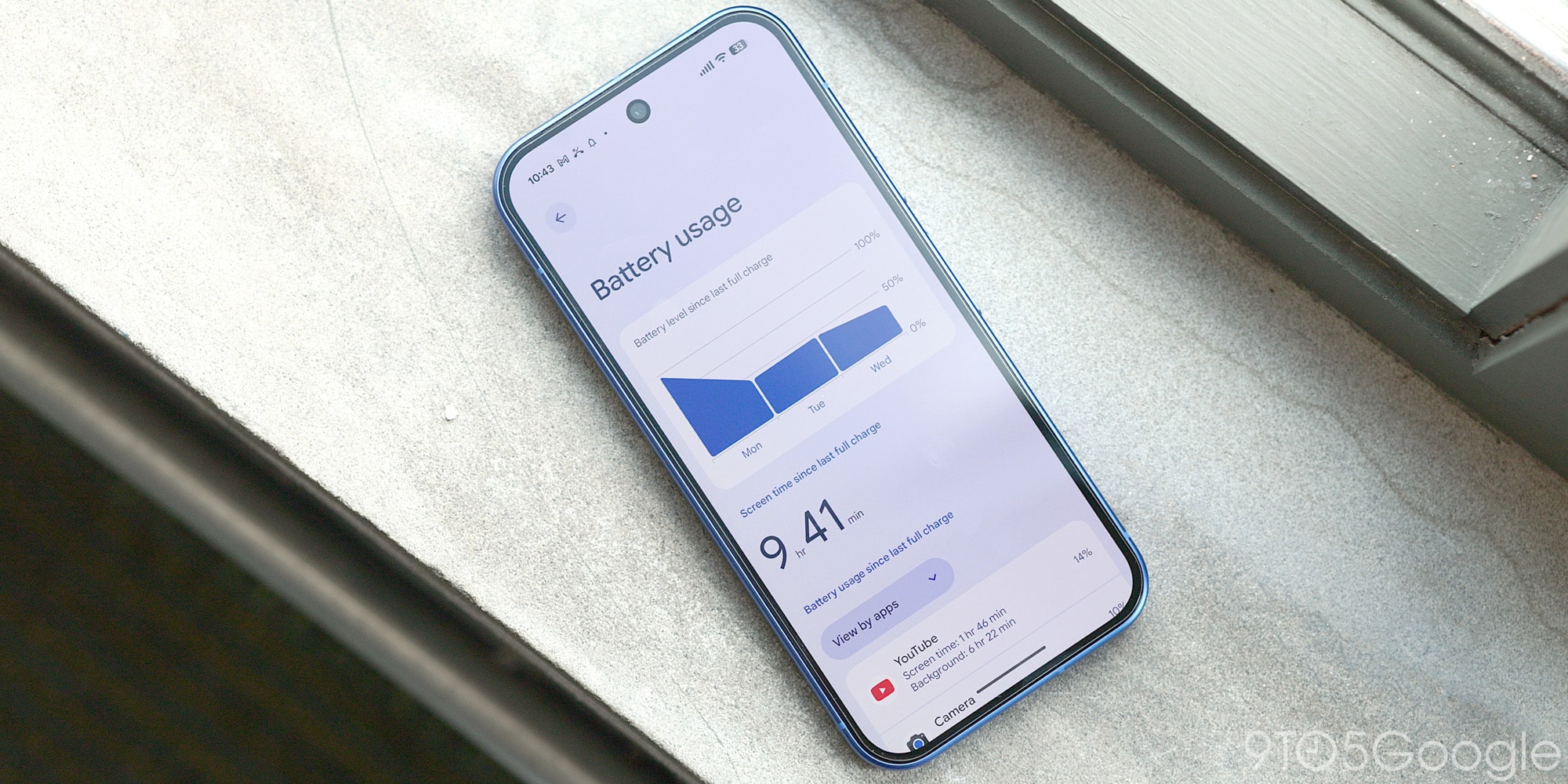 Màn hình hiển thị thời lượng pin trên Pixel 10