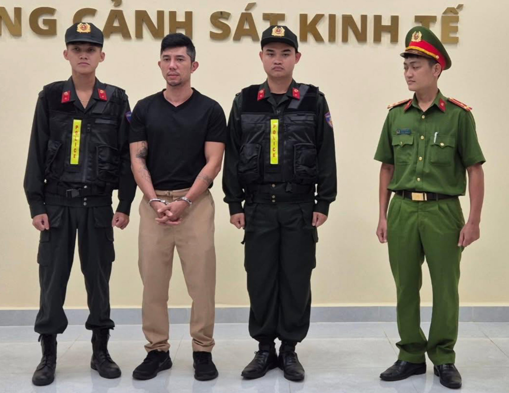 Ảnh màn hình 2025 10 23 lúc 22.31.00.png